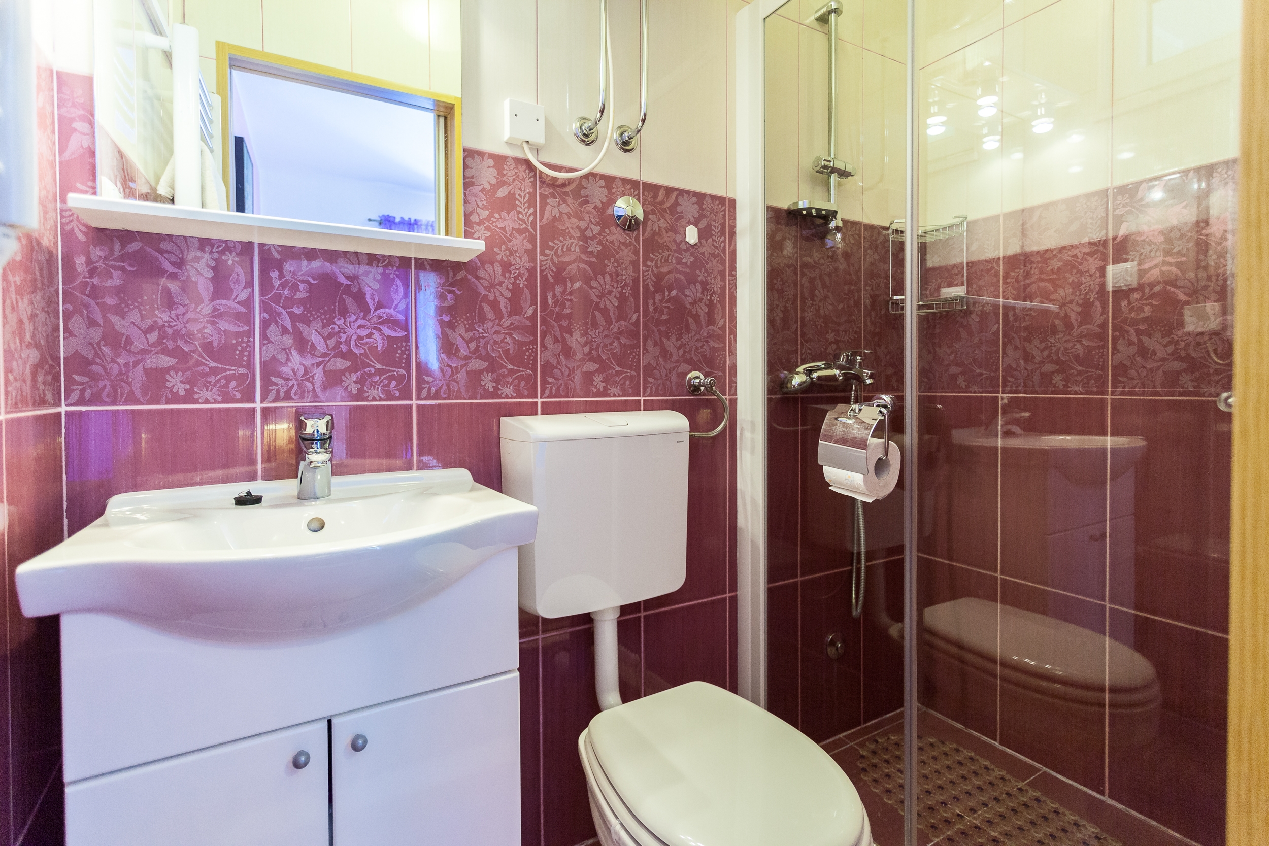 Three bedroom apartment with terrace and sea view Brna, Korčula  A-a