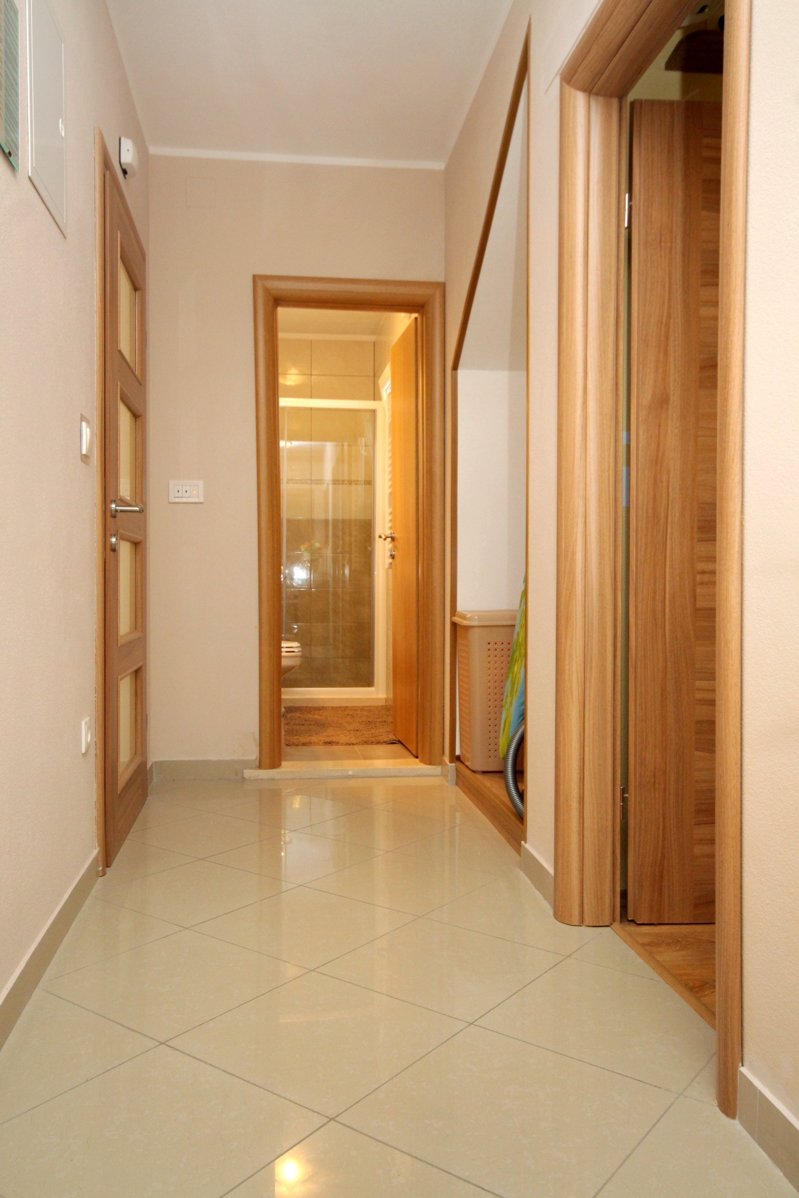 Three bedroom apartment with terrace and sea view Brna, Korčula  A-a