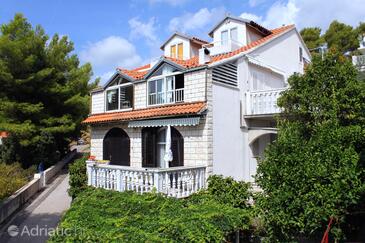 Property Brna, Korčula, Property 9149 - Apartments by the sea.