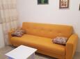 Korčula, Living room in the apartment, air condition available, (pet friendly) and WiFi.