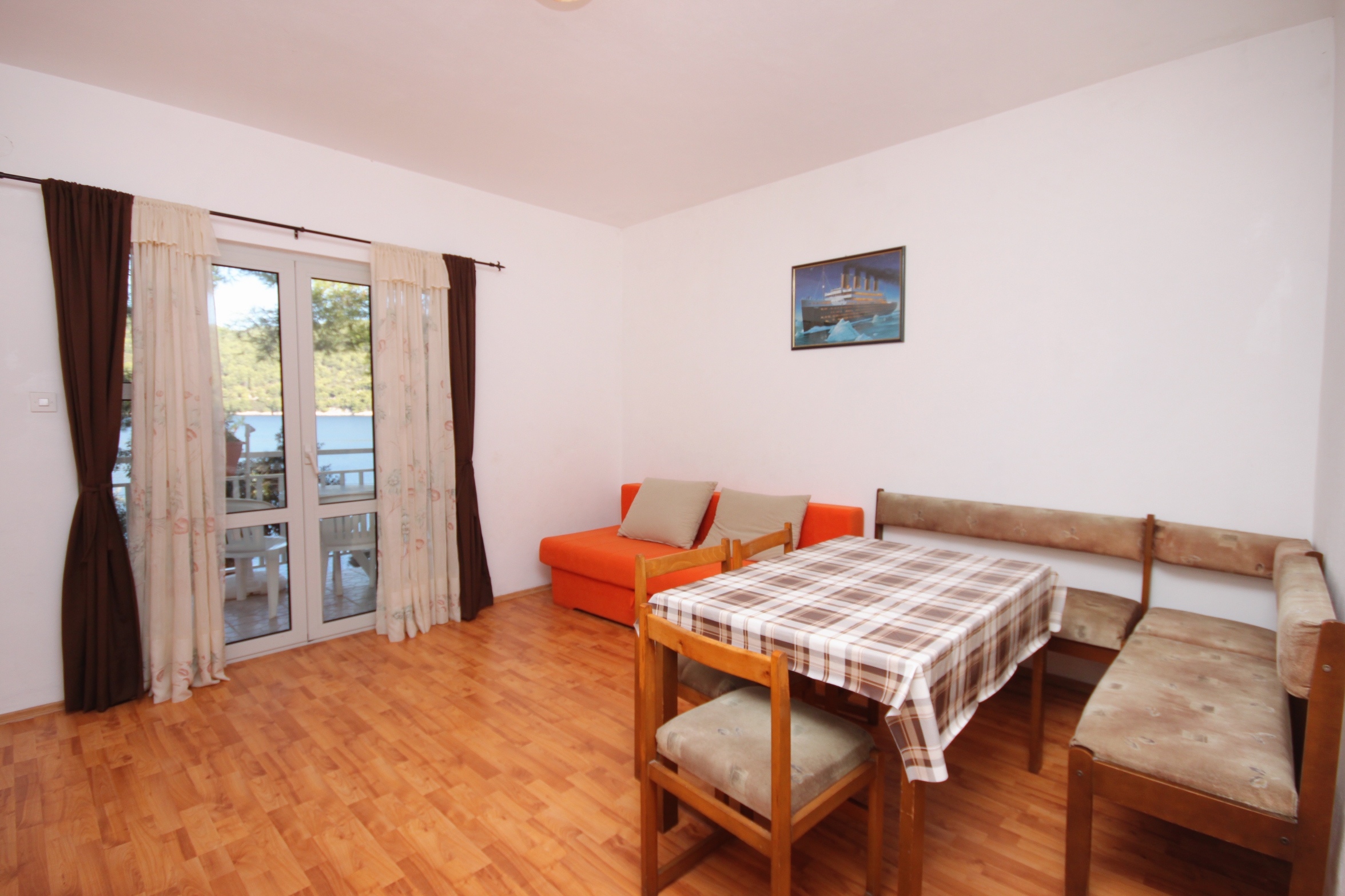 One bedroom apartment near beach Brna (Korčula) (A-9159-c)