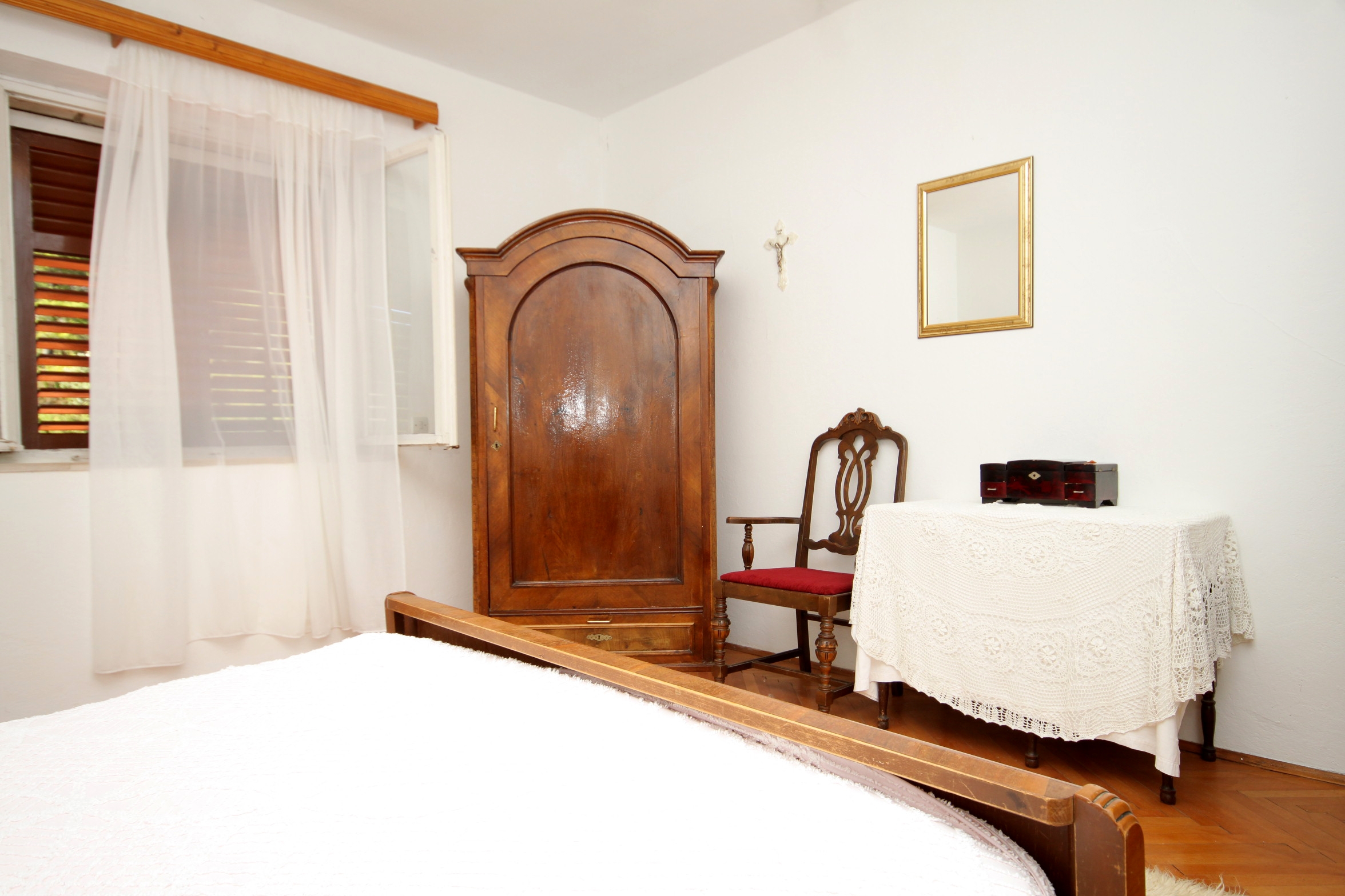 Three bedroom apartment with terrace Smokvica, Korčula  A-a