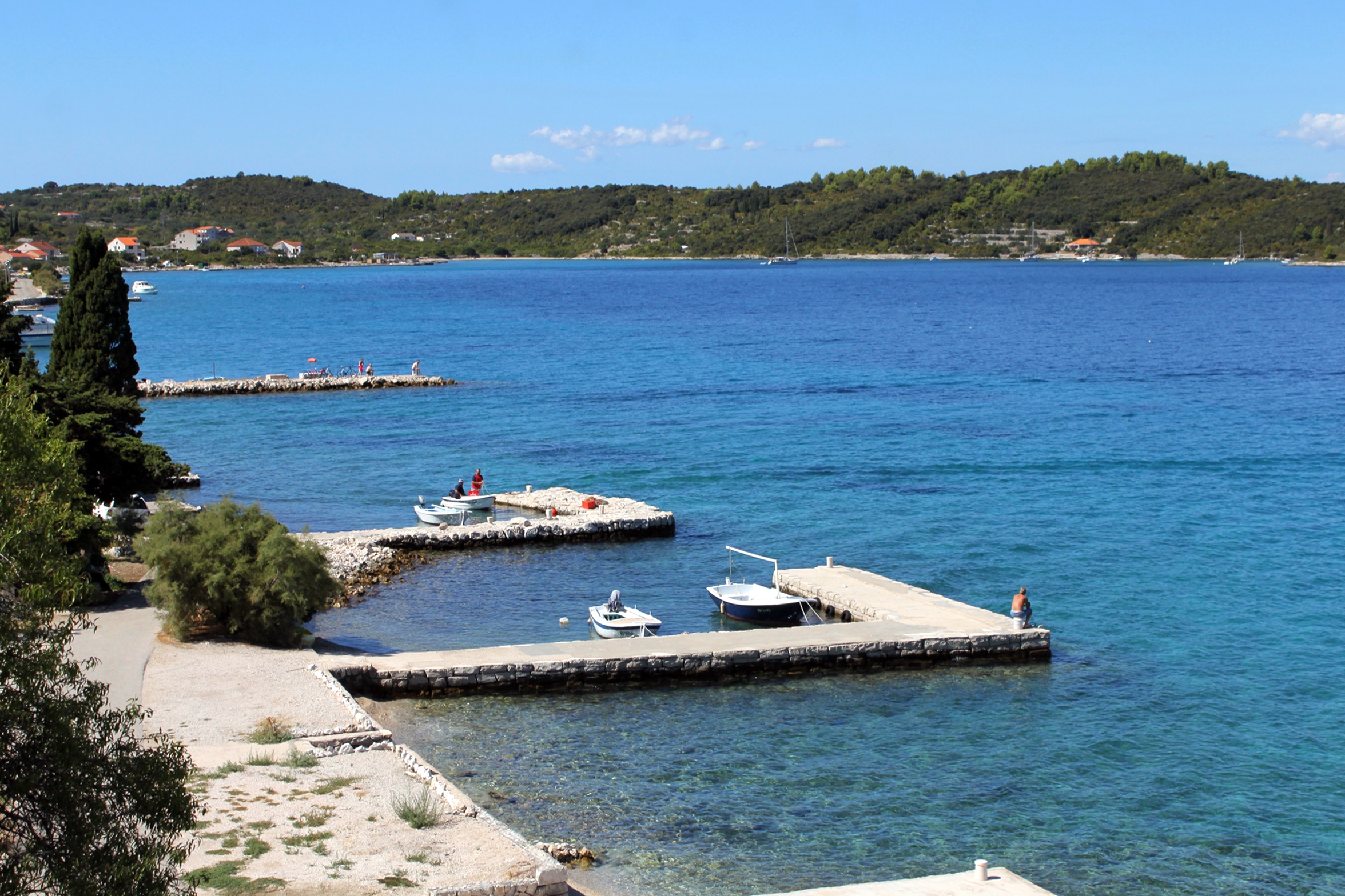 Two bedroom apartment near beach Kneža, Korčula  A-b