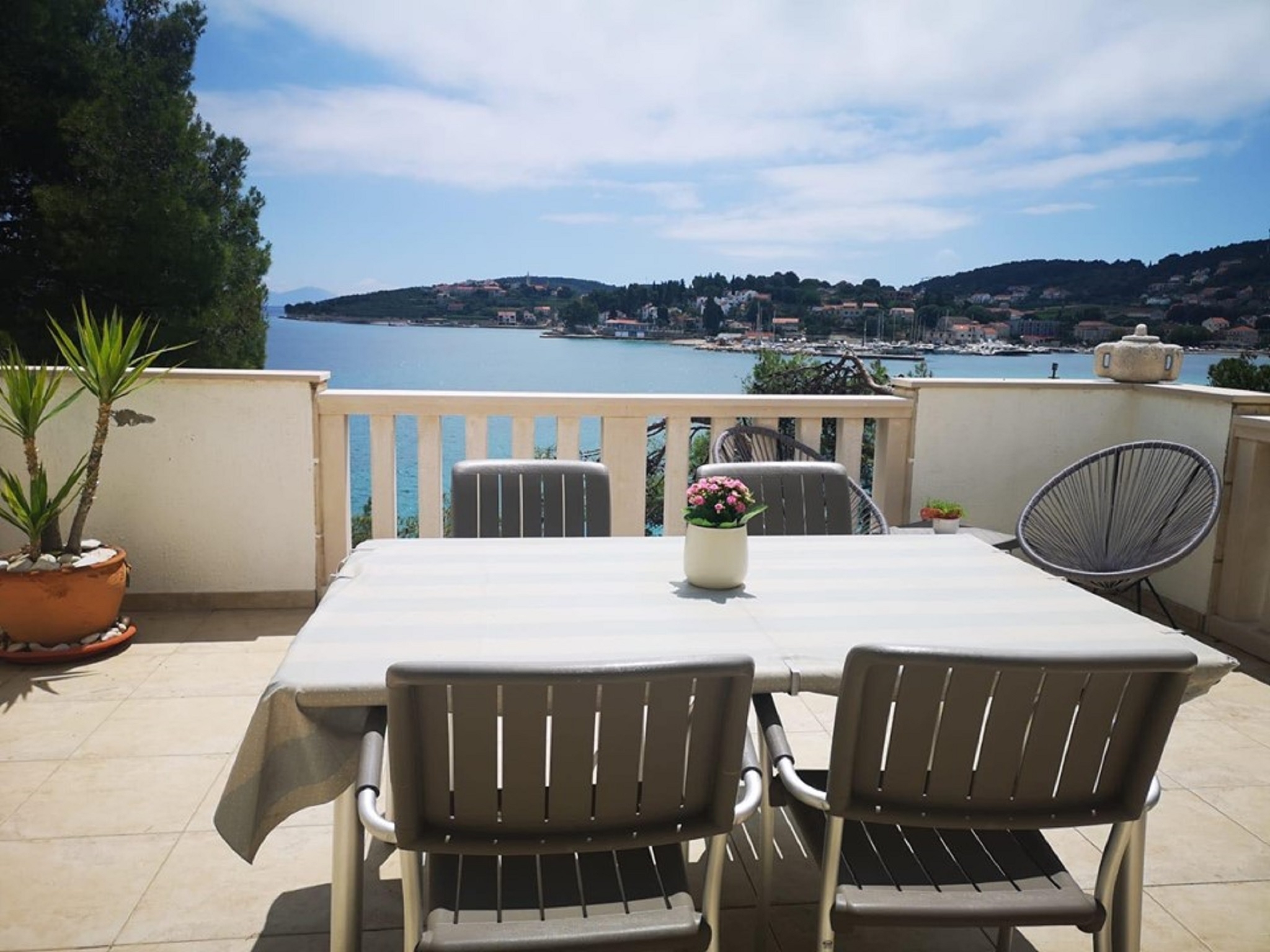 Two bedroom apartment near beach Lumbarda, Korčula  A-a
