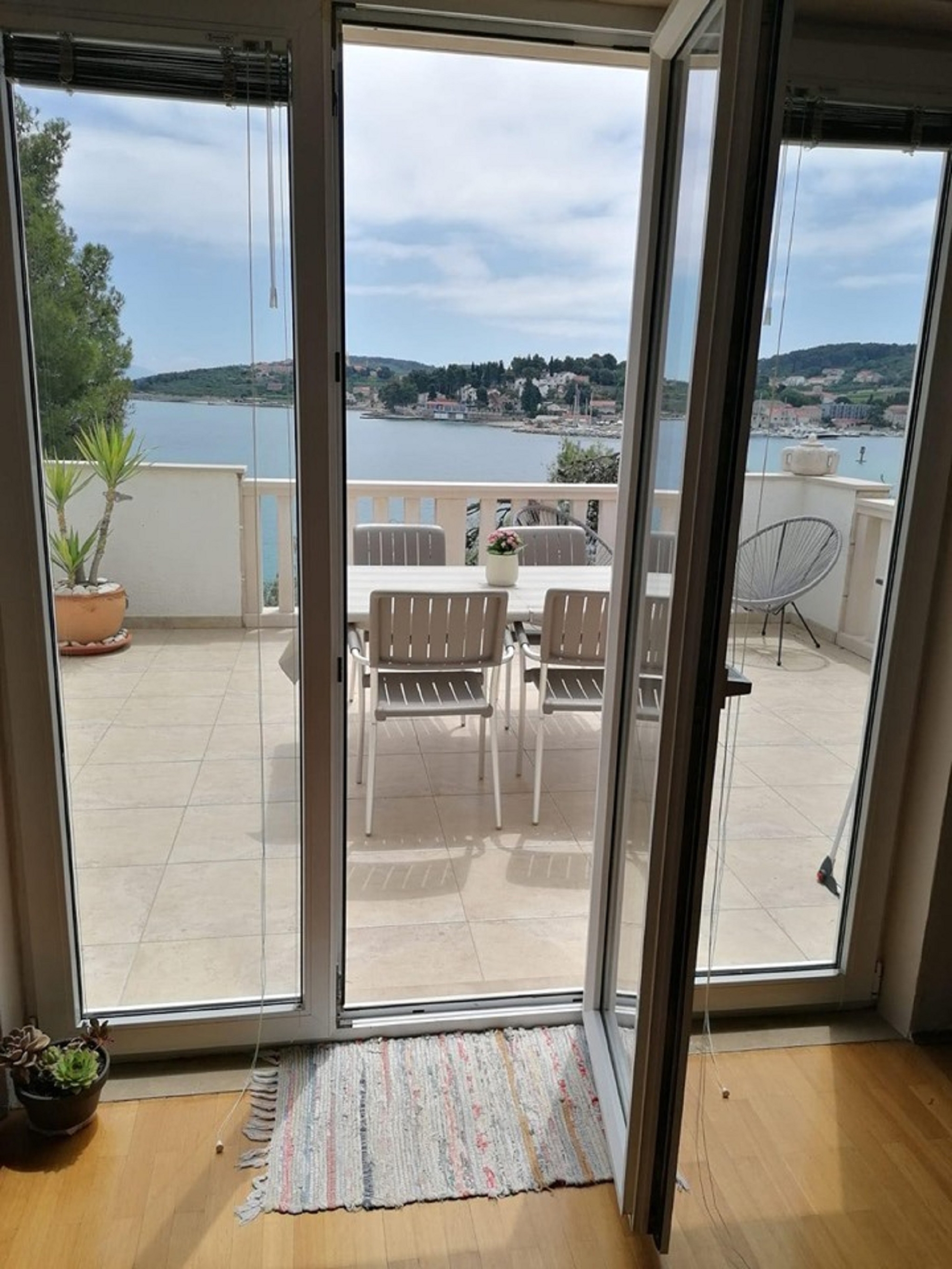 Two bedroom apartment near beach Lumbarda, Korčula  A-a