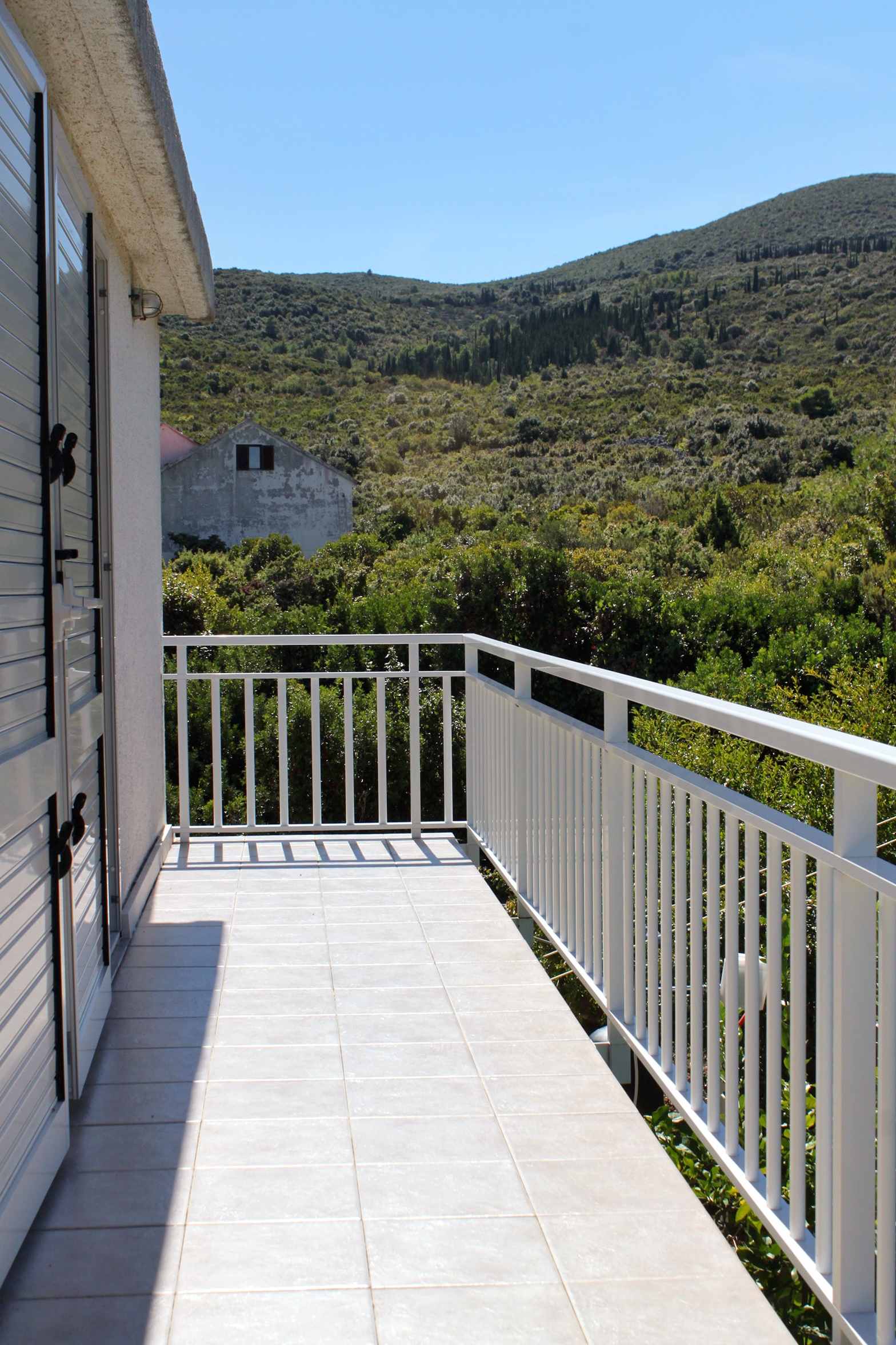 Two bedroom apartment near beach Kneža, Korčula  A-a