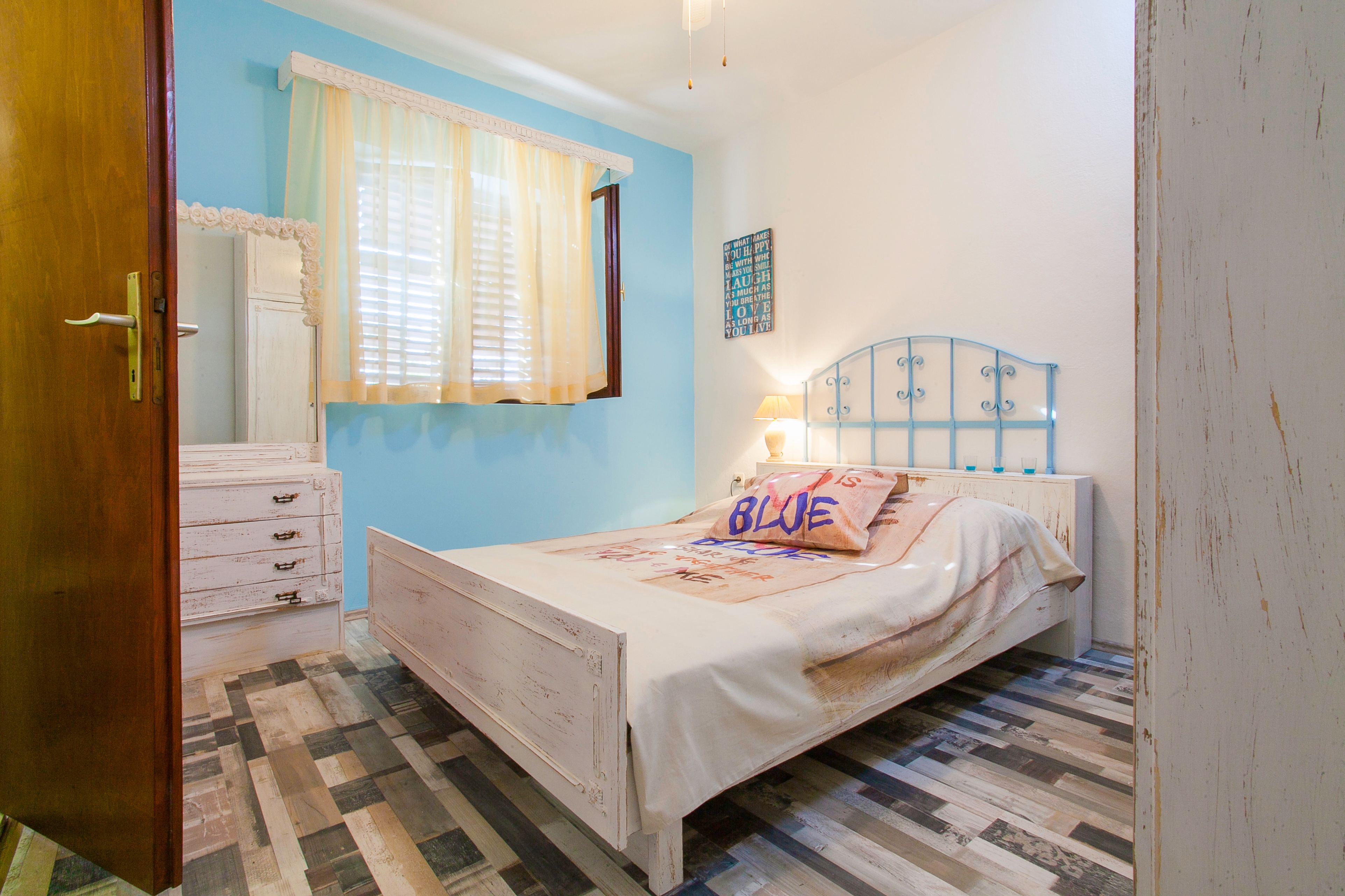 Four bedroom apartment with terrace Brna, Korčula  A-a