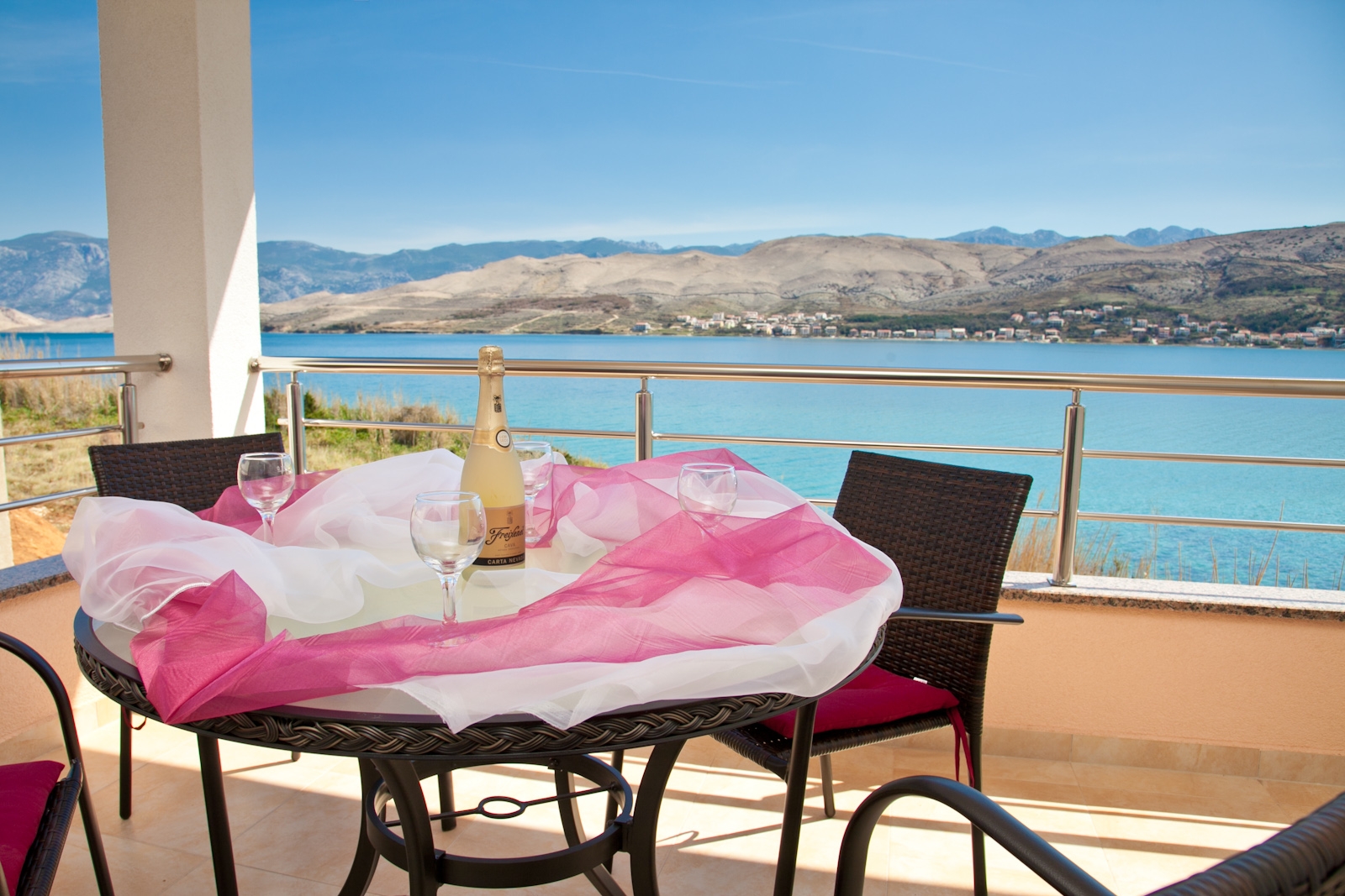 One bedroom apartment near beach Pag (A-9201-b)