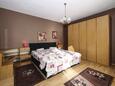 Спальня 1 Brodarica, Спальня 1 в размещении типа apartment, Домашние животные допускаются и WiFi.