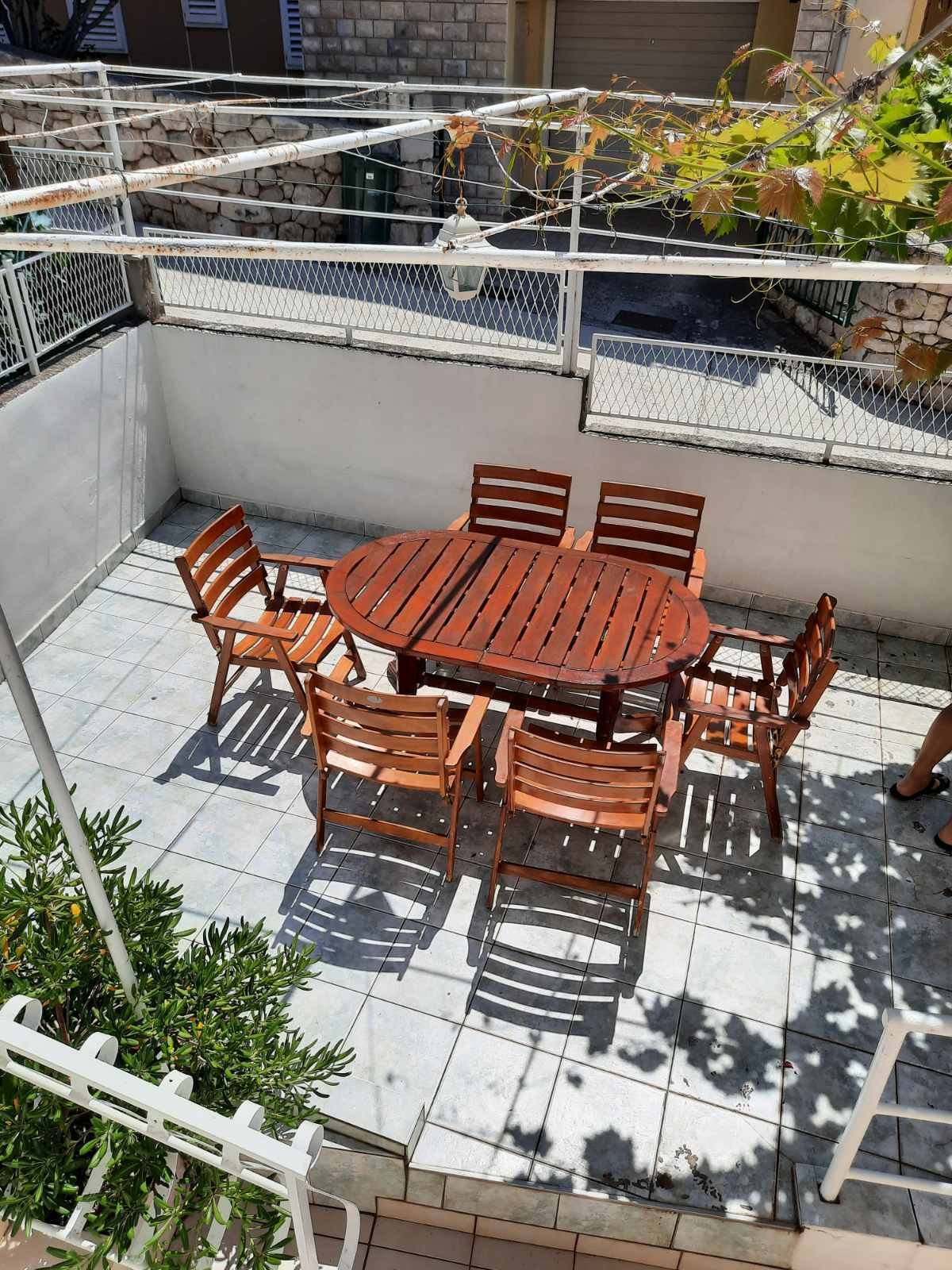 Three bedroom apartment near beach Brodarica, Šibenik  A-a