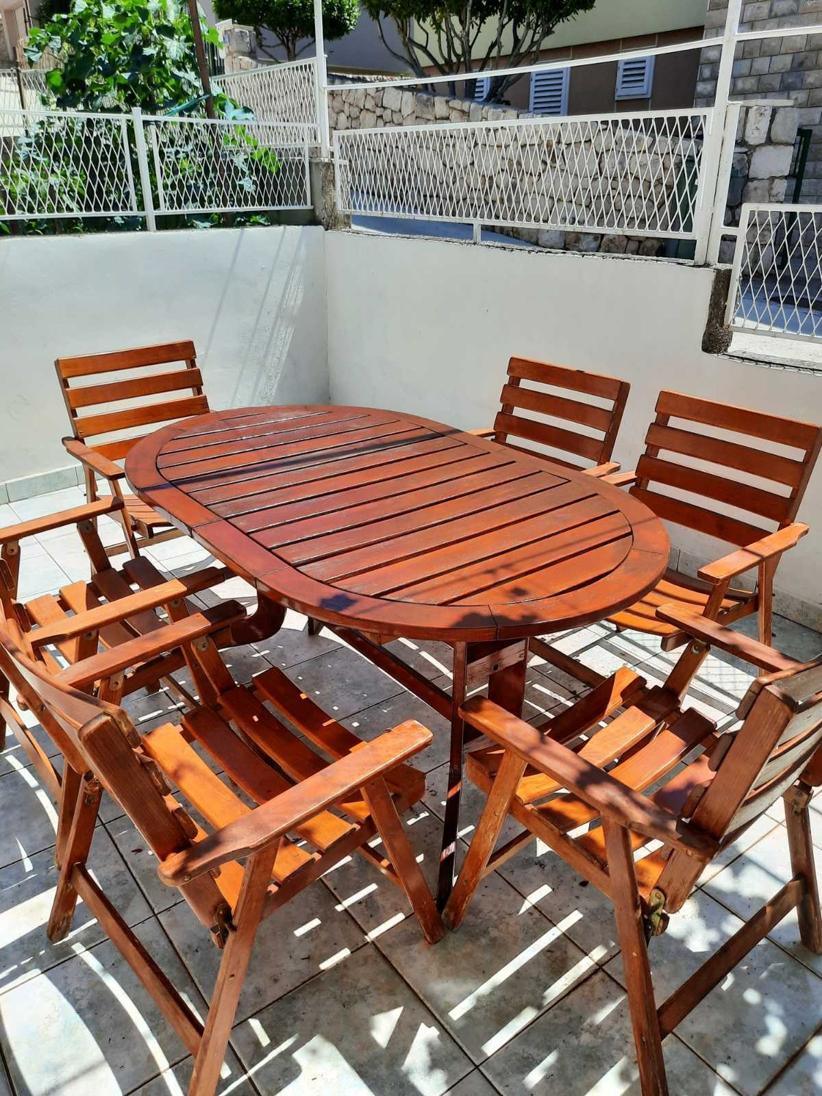 Three bedroom apartment near beach Brodarica, Šibenik  A-a