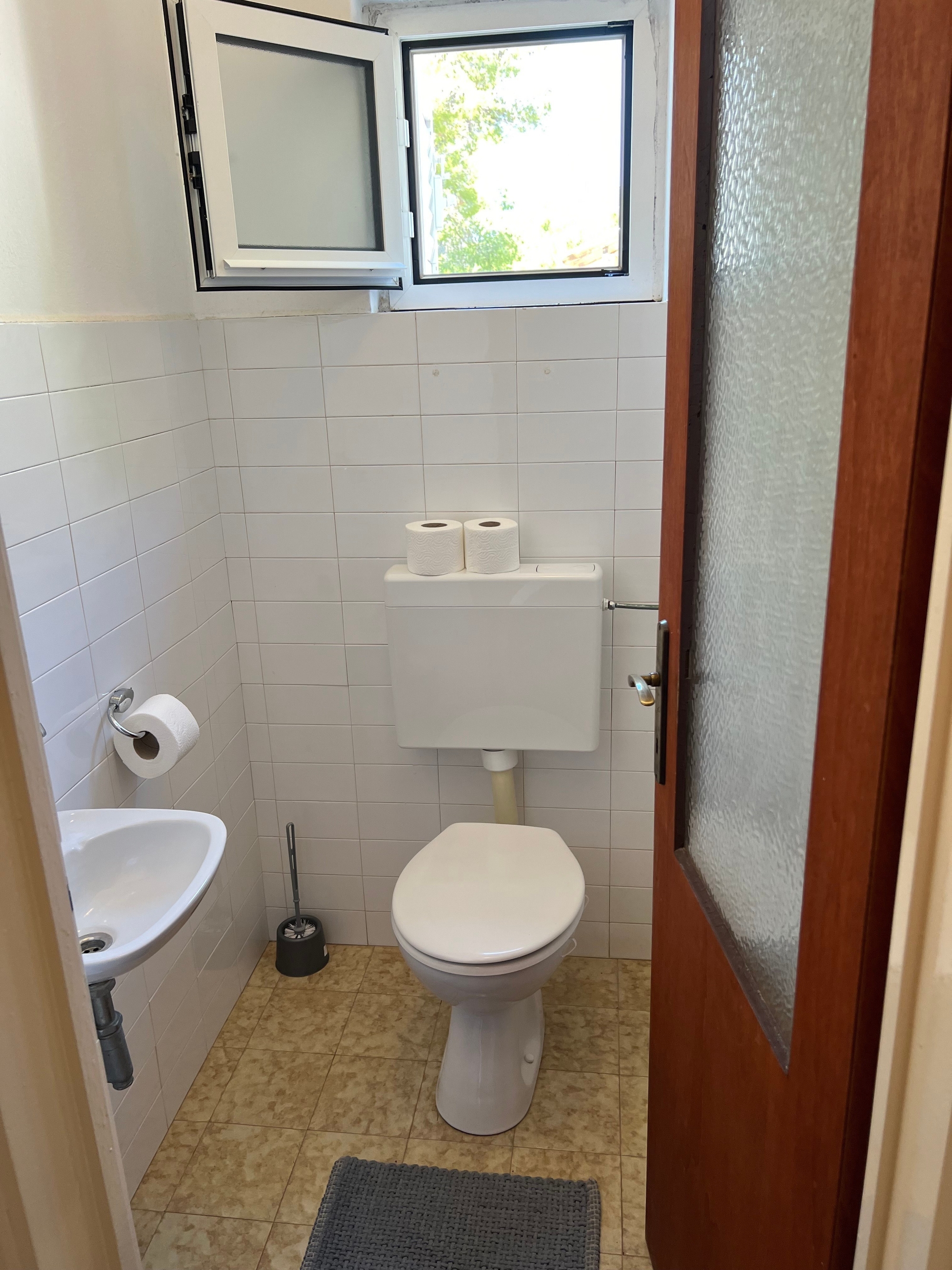 Three bedroom apartment near beach Brna, Korčula  A-a