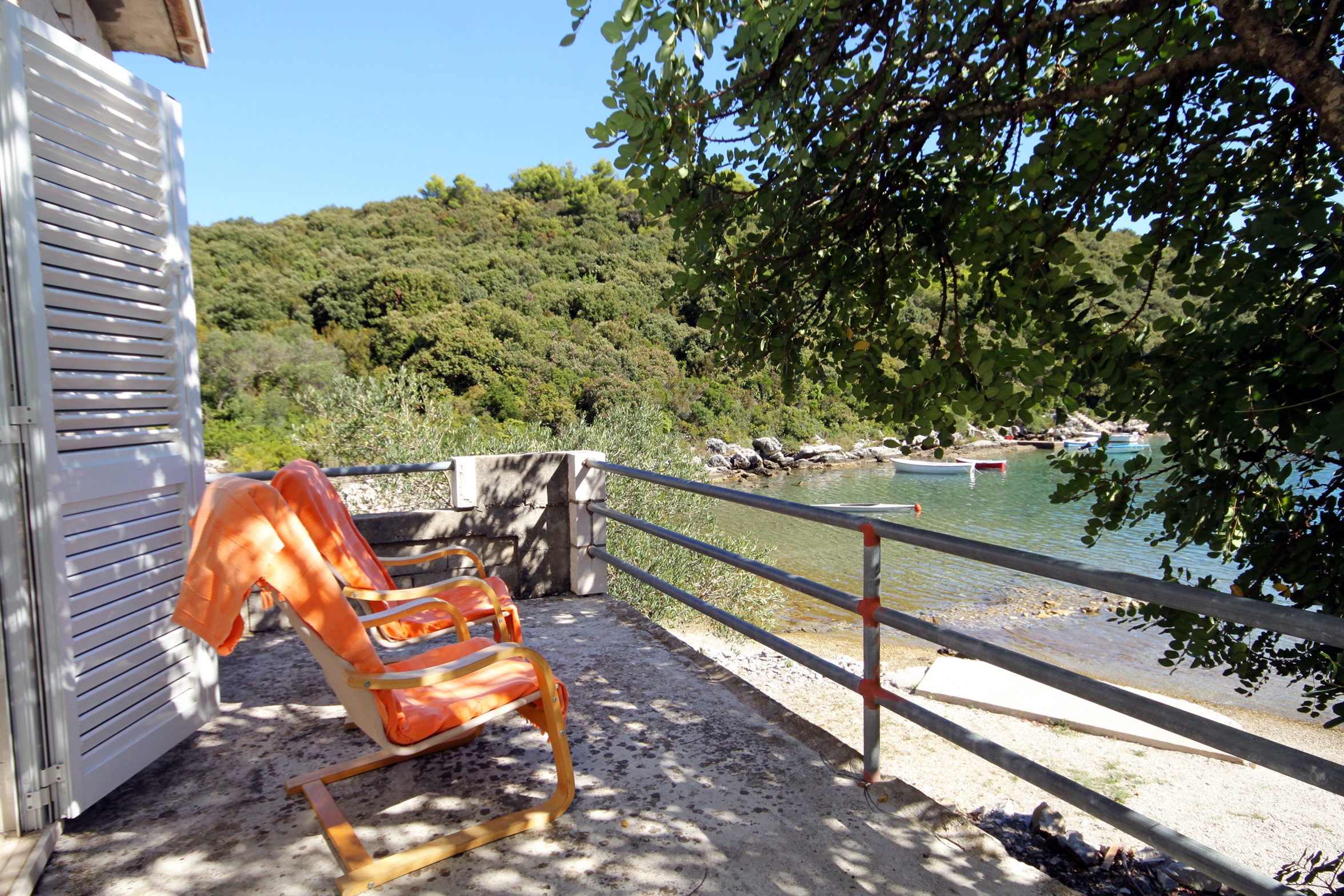 Three bedroom house near beach Cove Vrbovica, Korčula (K-9223) Three bedroom house near beach Cove Vrbovica, Korčula (K-9223)