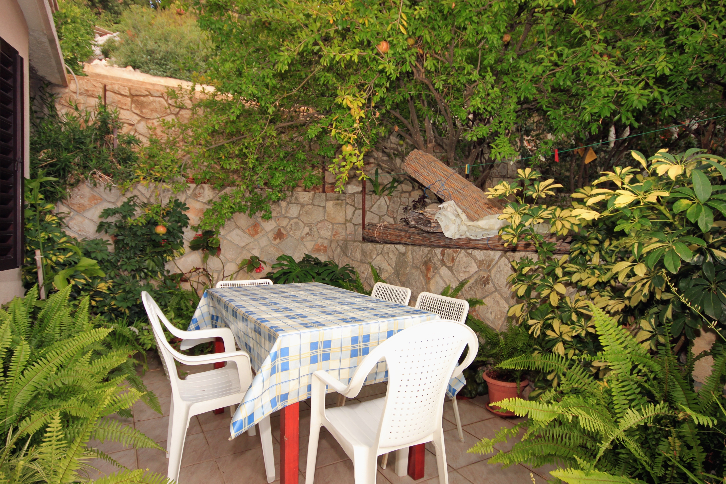Four bedroom apartment with terrace and sea view Prižba, Korčula  A-d