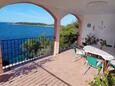 Terrace 1 Gršćica, Terrace 1 in the apartment, with a sea view, (pet friendly) and WiFi.