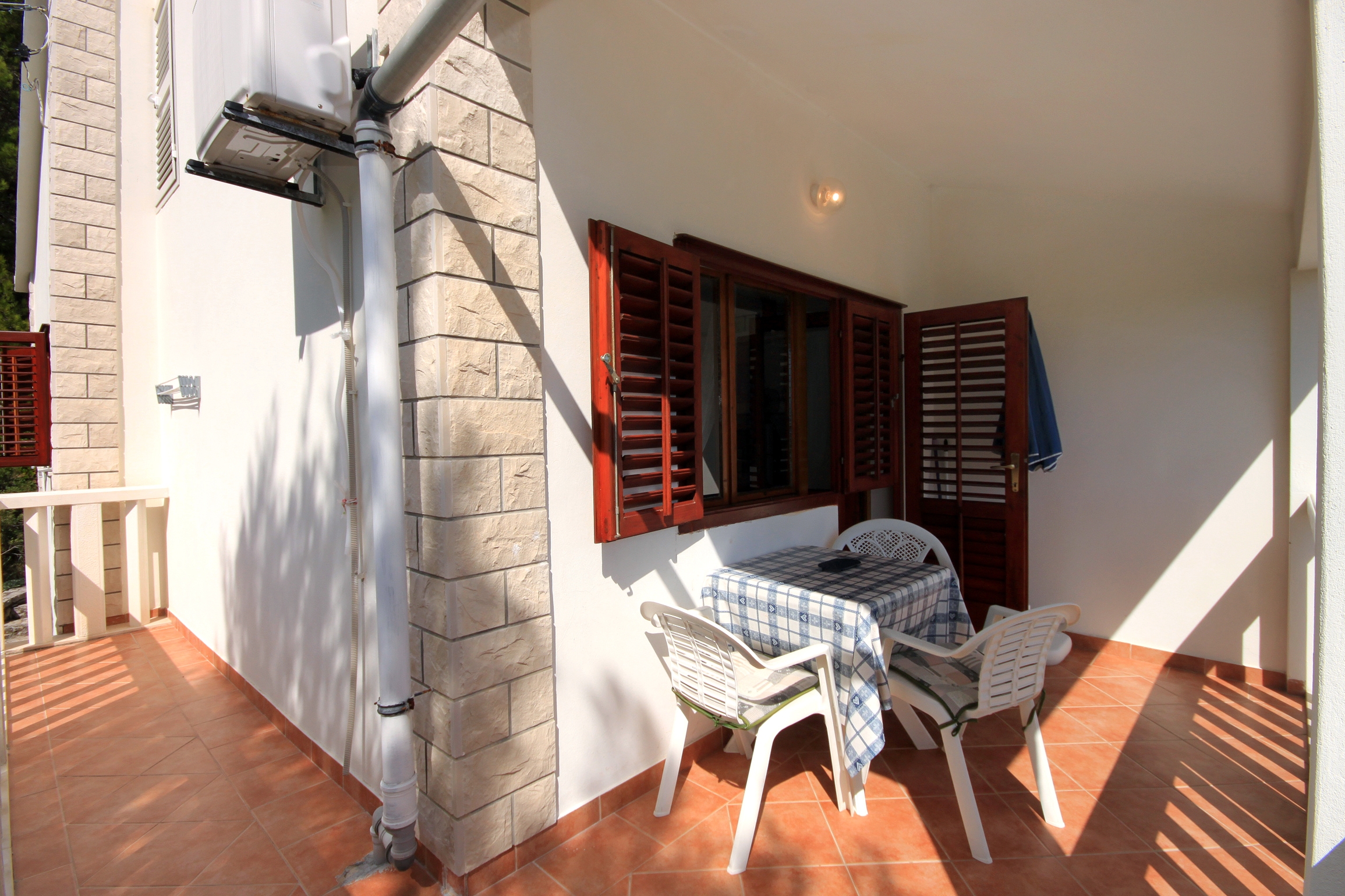 One bedroom apartment near beach Prižba, Korčula  A-a
