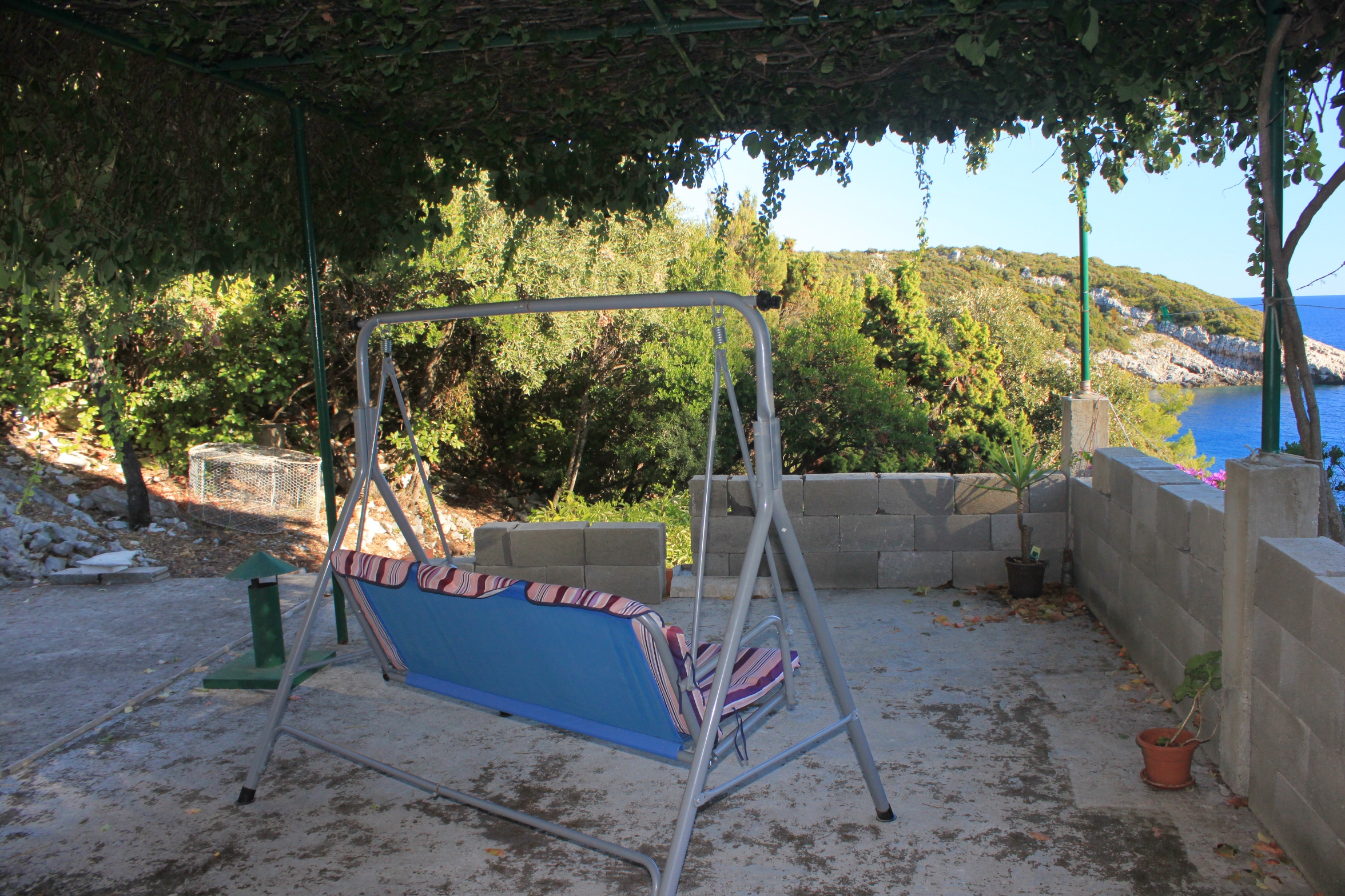 One bedroom house with terrace and sea view Cove Rasohatica, Korčula  K