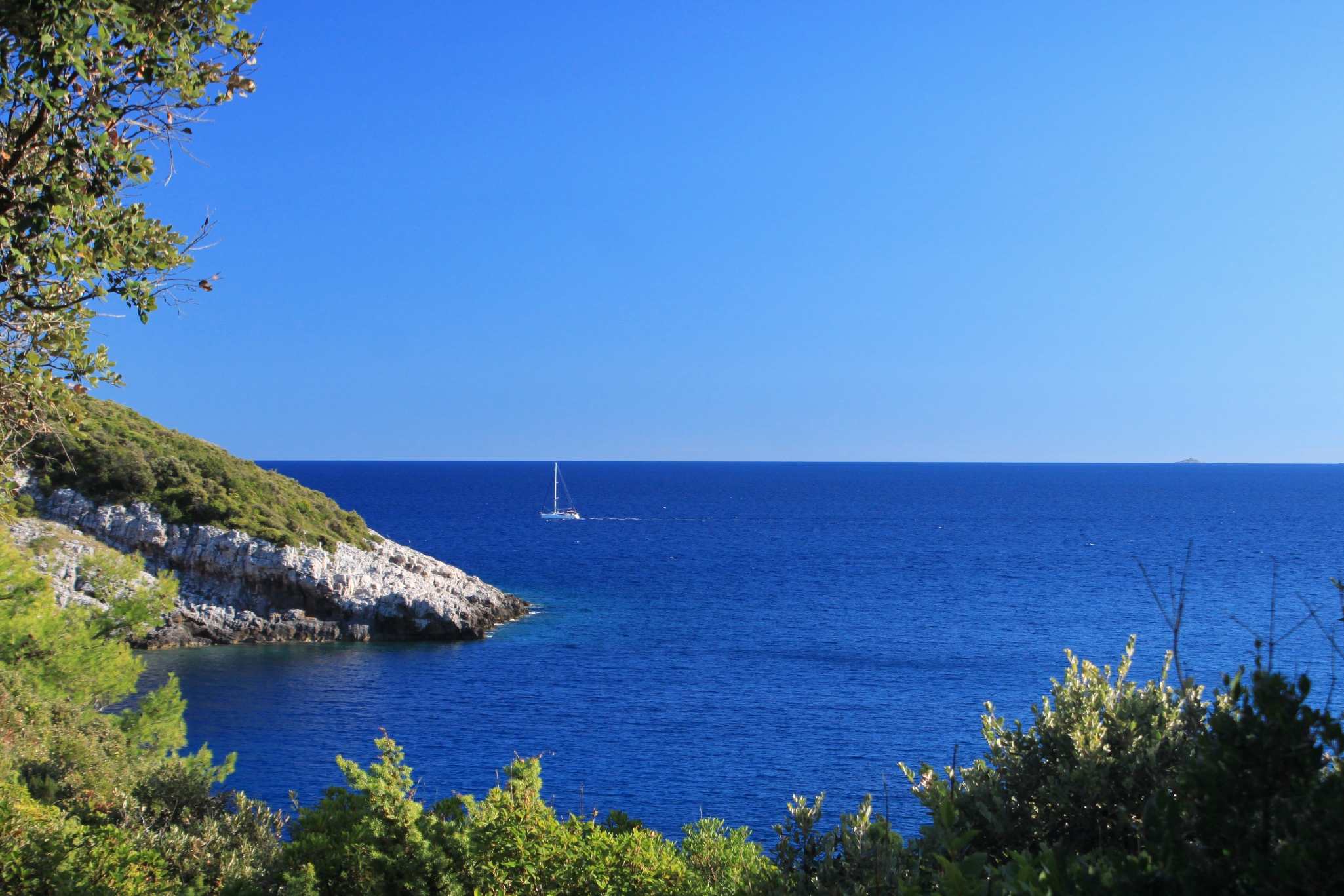 One bedroom house with terrace and sea view Cove Rasohatica, Korčula  K