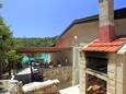 Zavalatica, Korčula, Cour 9234 - Appartement à proximité de la mer avec une plage de galets.