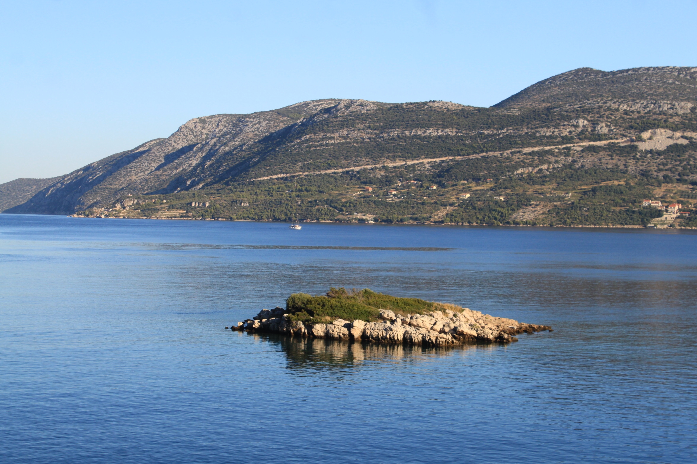 Three bedroom apartment near beach Tri Žala, Korčula  A-d