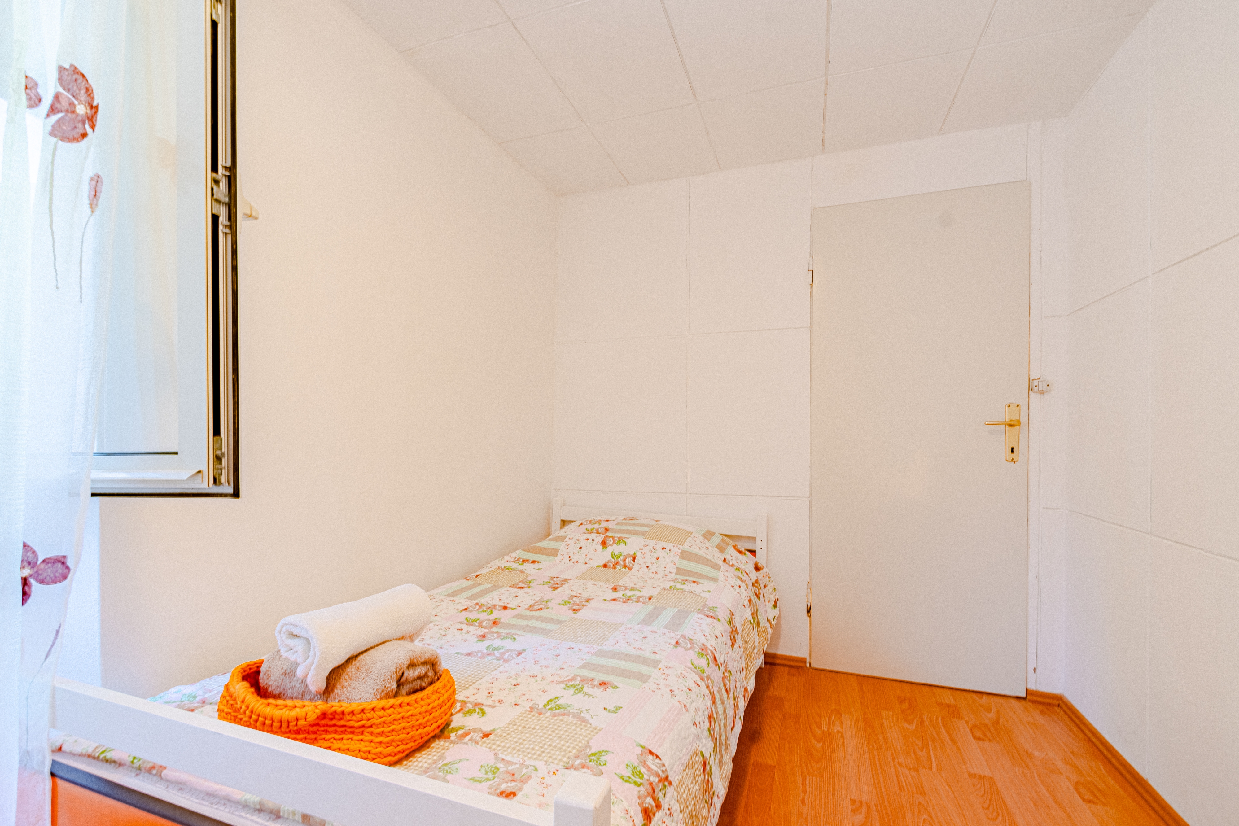Two bedroom apartment with terrace Žrnovo, Korčula  A-a