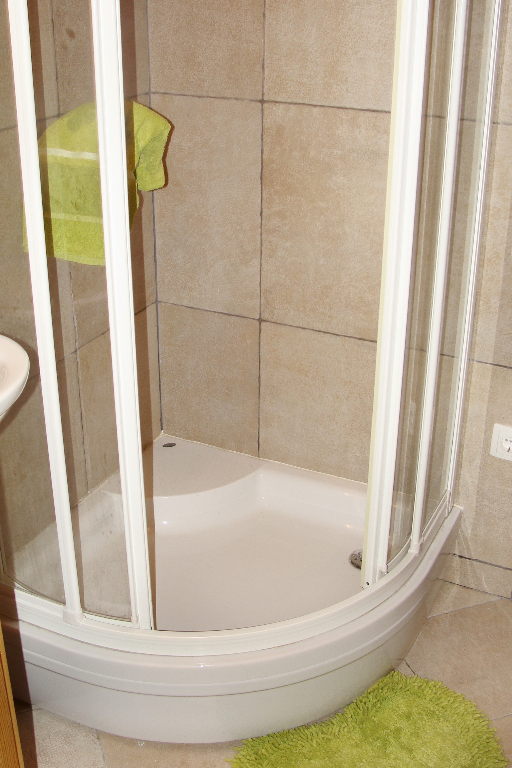 Two bedroom apartment with terrace Komiža, Vis  A-a
