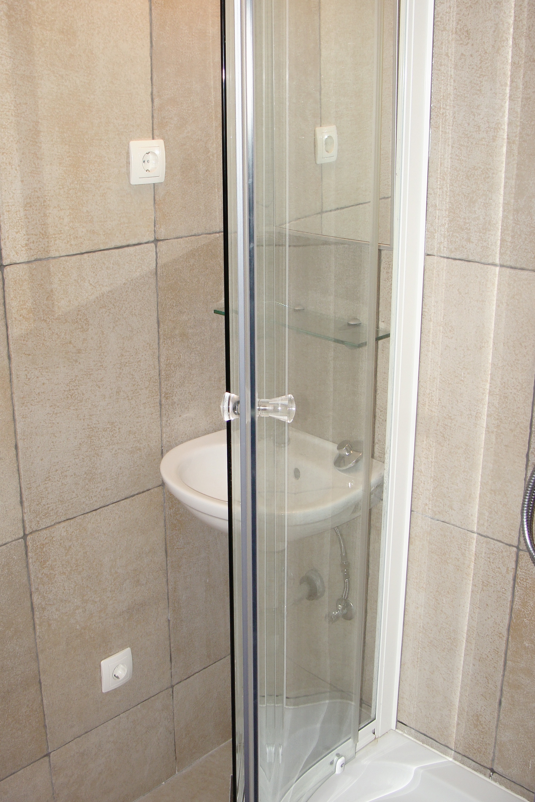 Two bedroom apartment with terrace Komiža, Vis  A-a