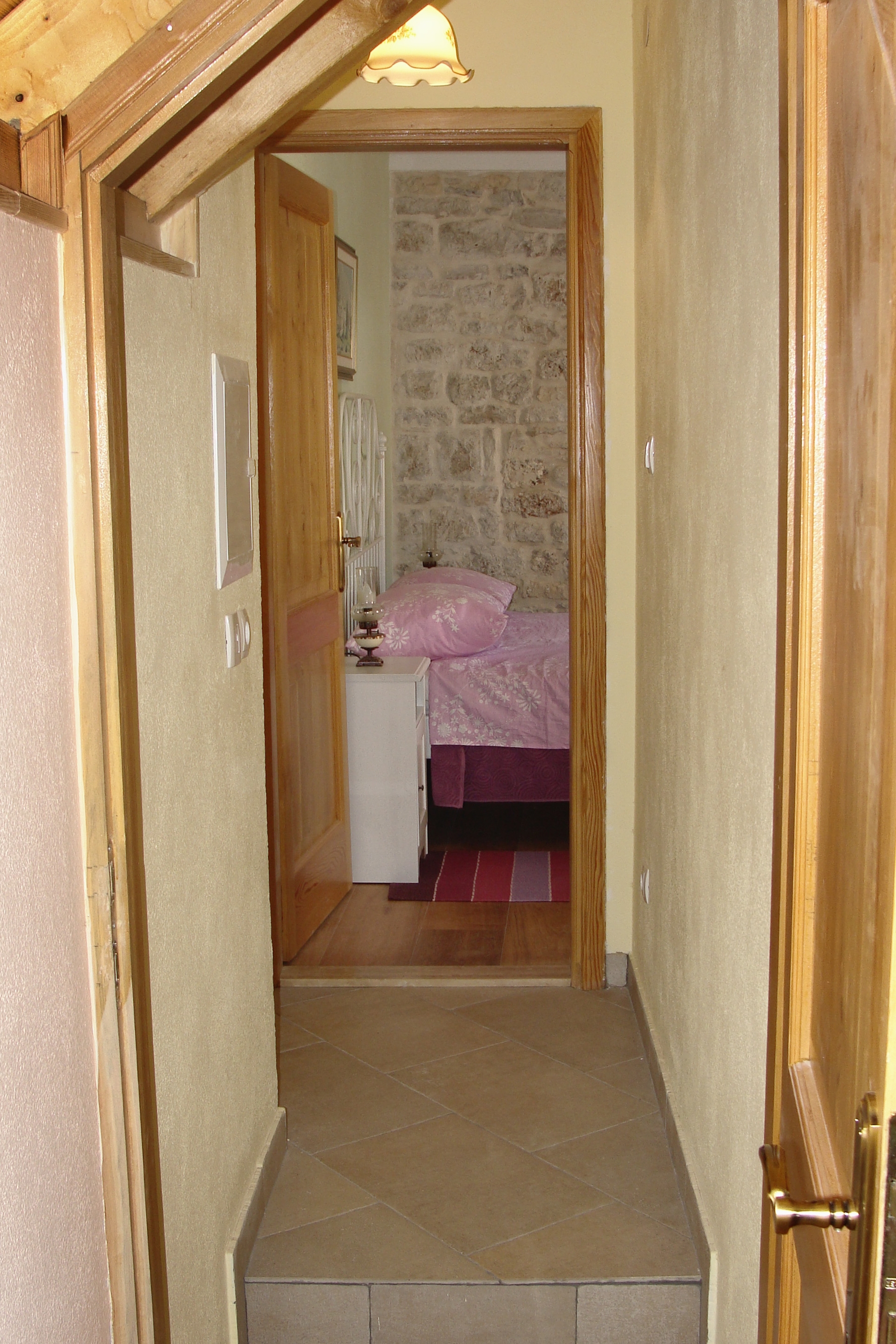 Two bedroom apartment with terrace Komiža, Vis  A-a