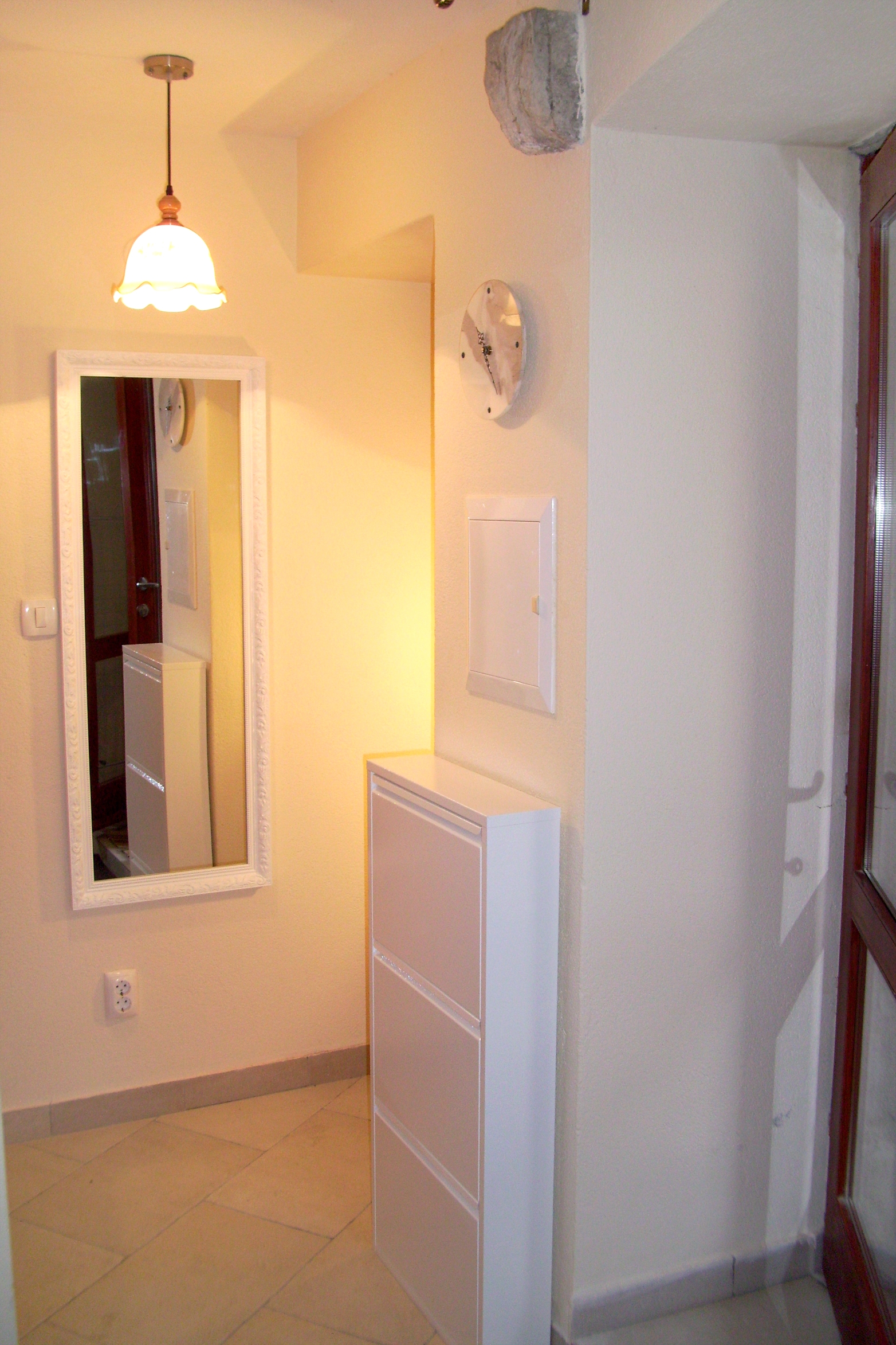 Two bedroom apartment with terrace Komiža, Vis  A-b
