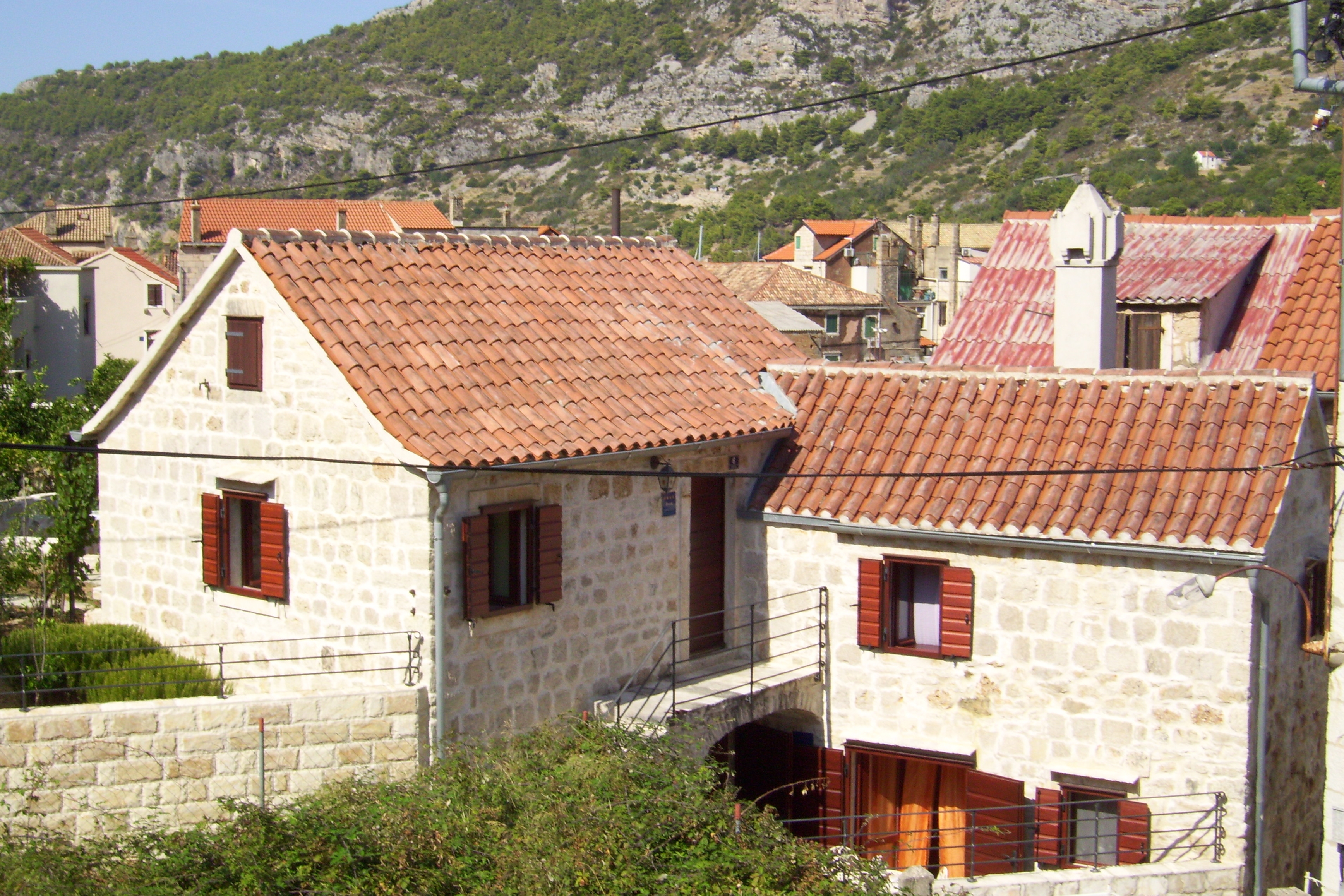 Dvosobni apartma S teraso Komiža, Vis  A-a