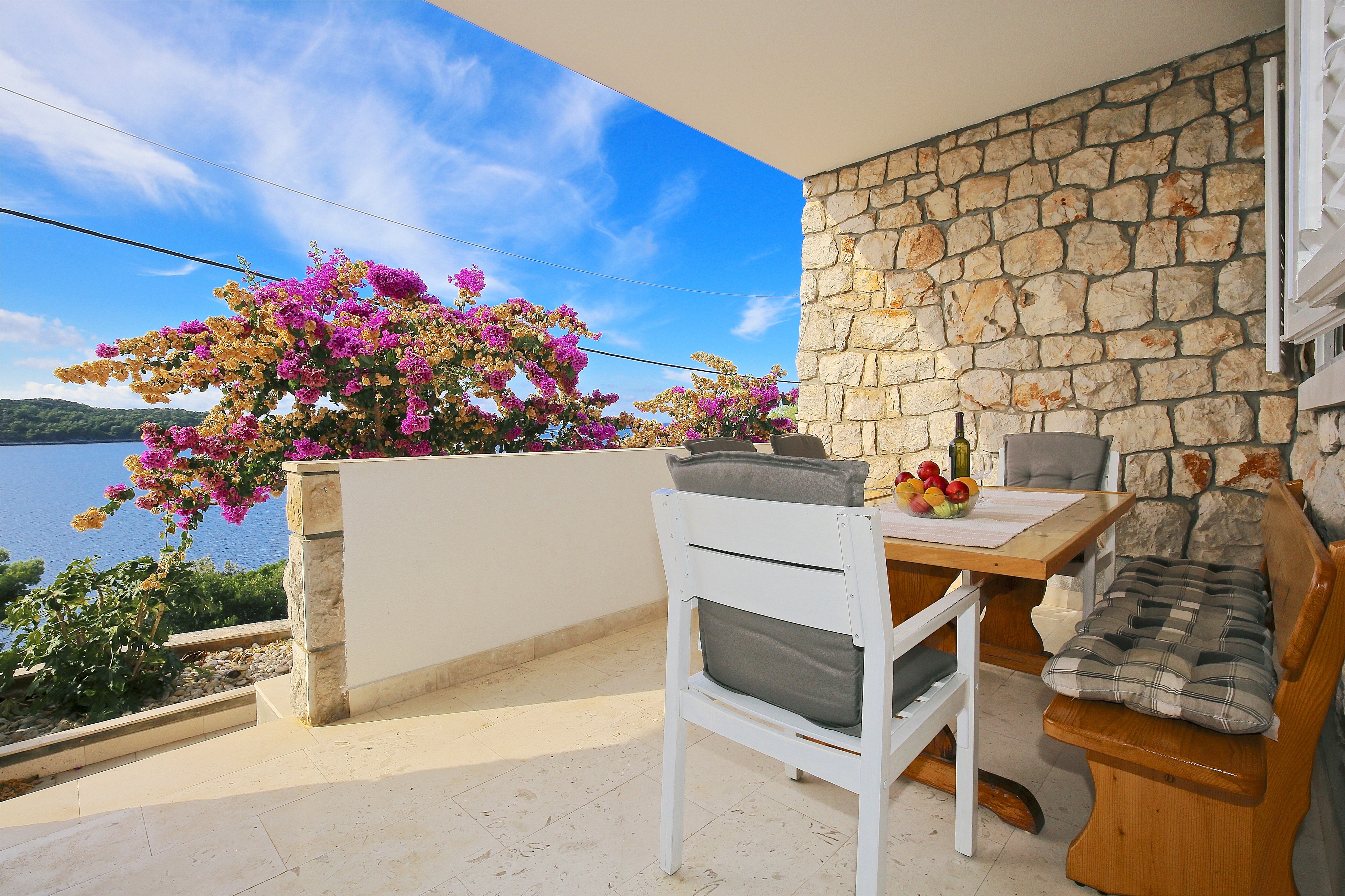 Three bedroom apartment near beach Prižba, Korčula (A-9255-c)