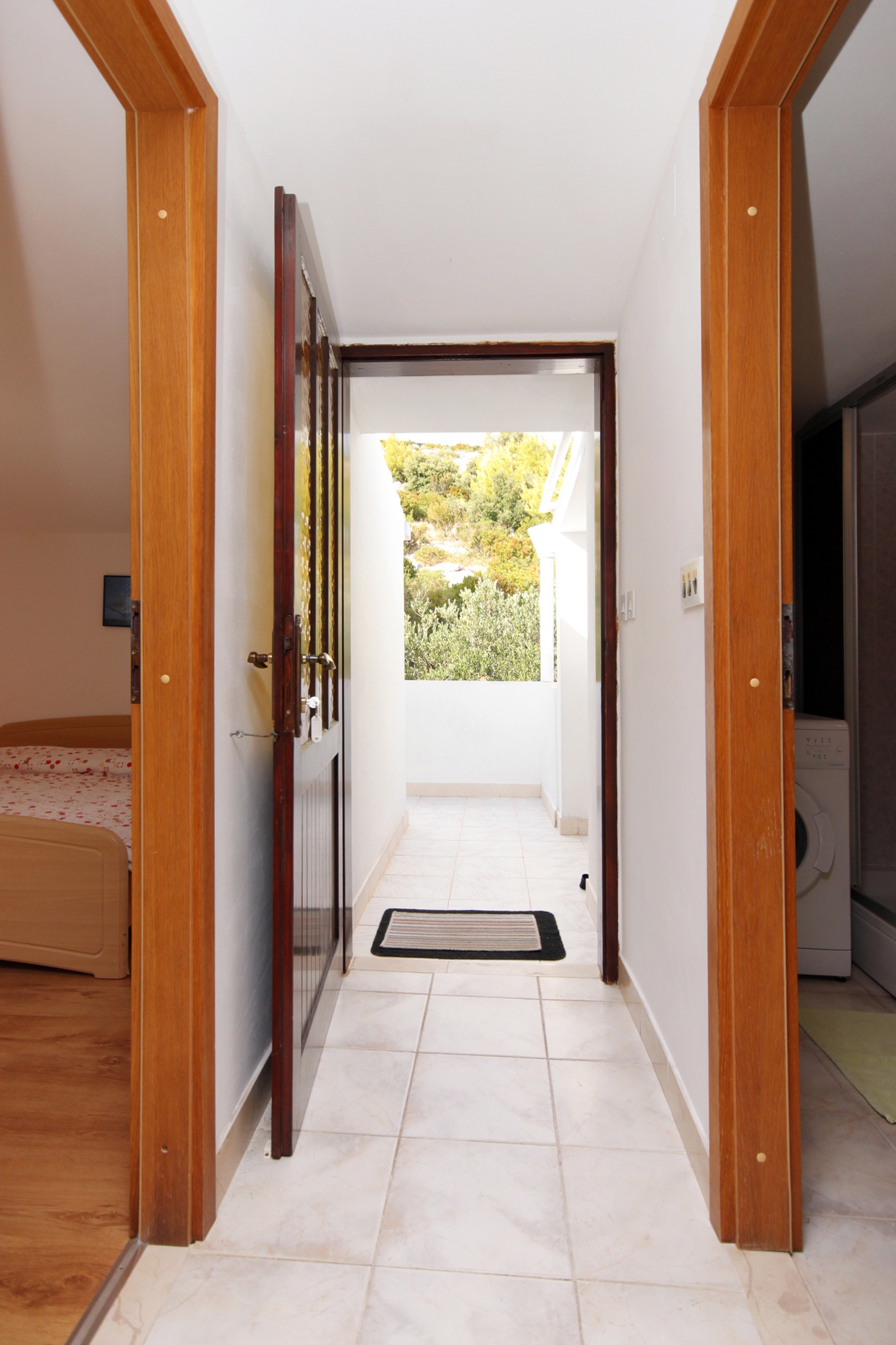 Four bedroom apartment near beach Prižba, Korčula  A-d