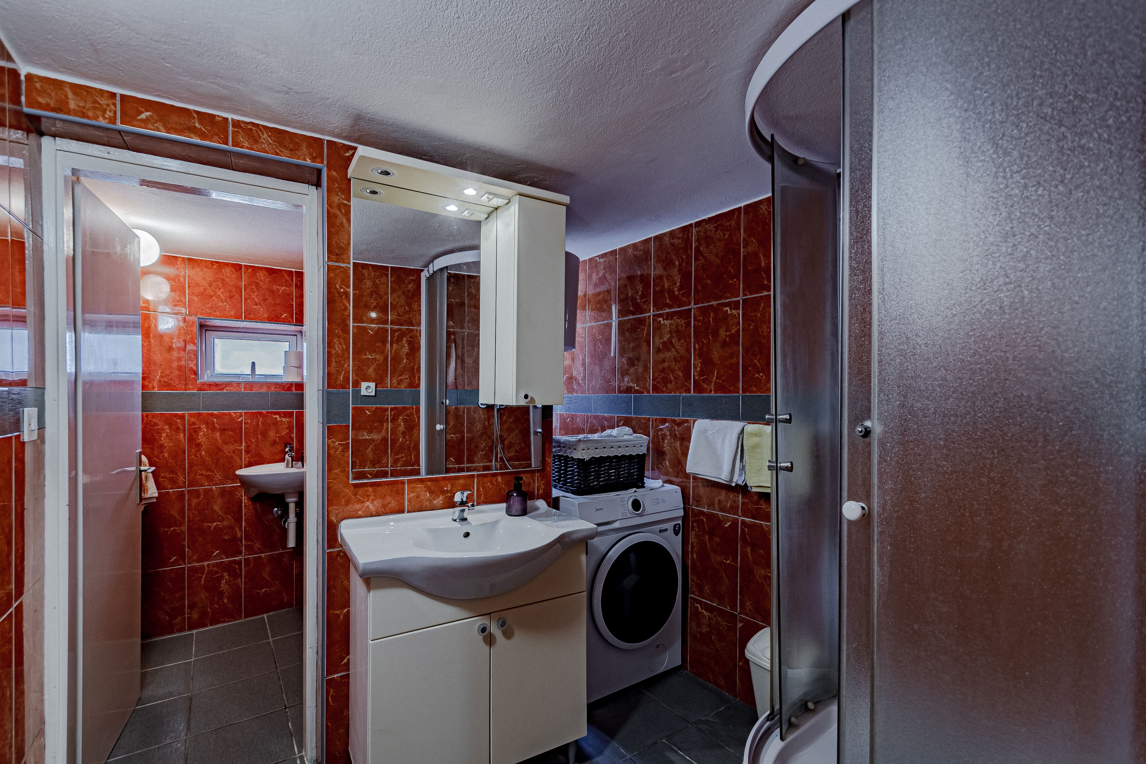 Comfortable and spacious house near beach Cove Stratinčica, Korčula  K