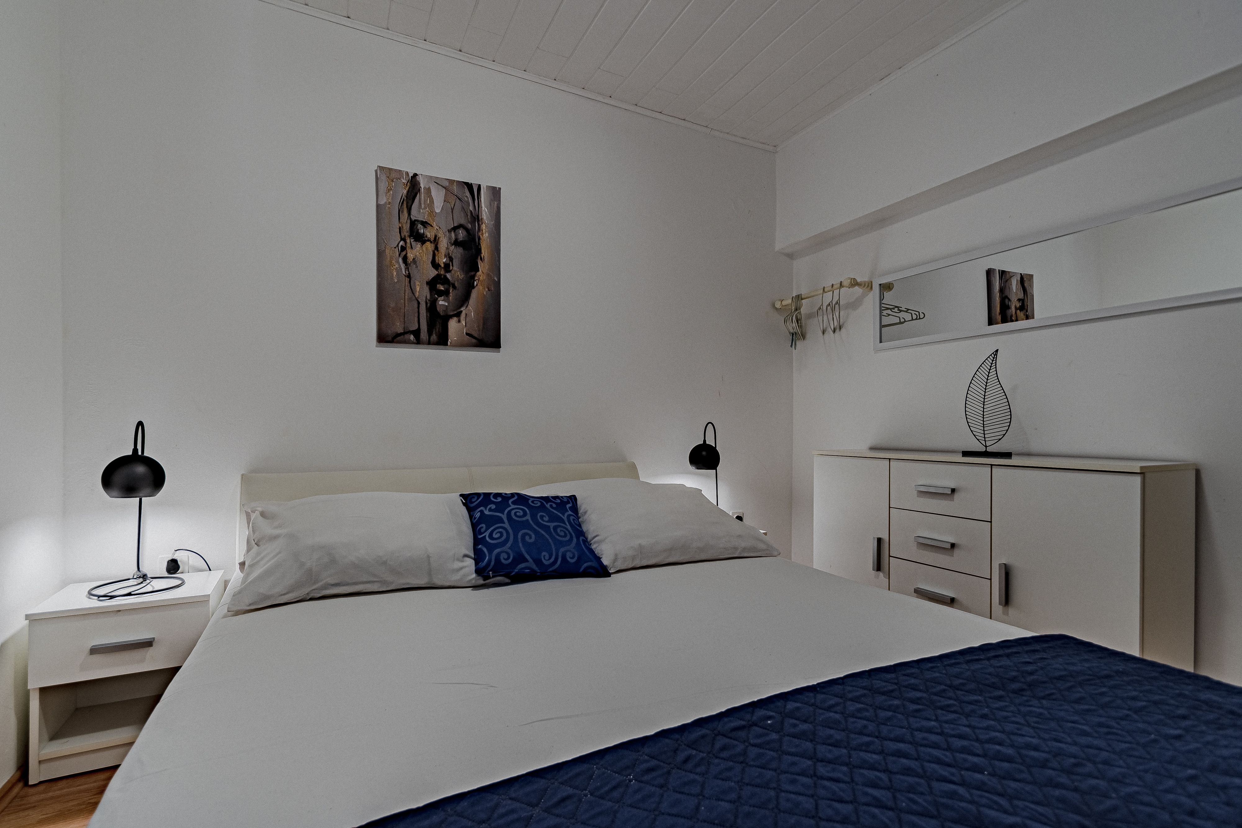 Comfortable and spacious house near beach Cove Stratinčica, Korčula  K