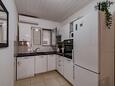 Stratinčica, Kuhinja 1 u smještaju tipa house, dostupna klima i WiFi.