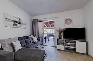Stratinčica, Dnevni boravak u smještaju tipa house, WiFi.