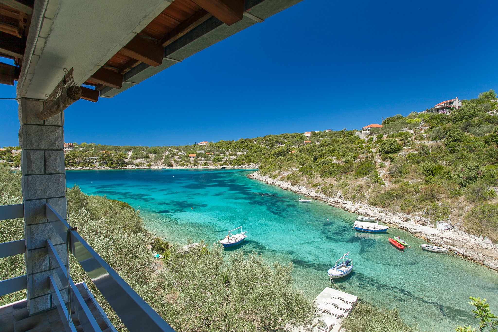 Comfortable and spacious house near beach Cove Stratinčica, Korčula  K