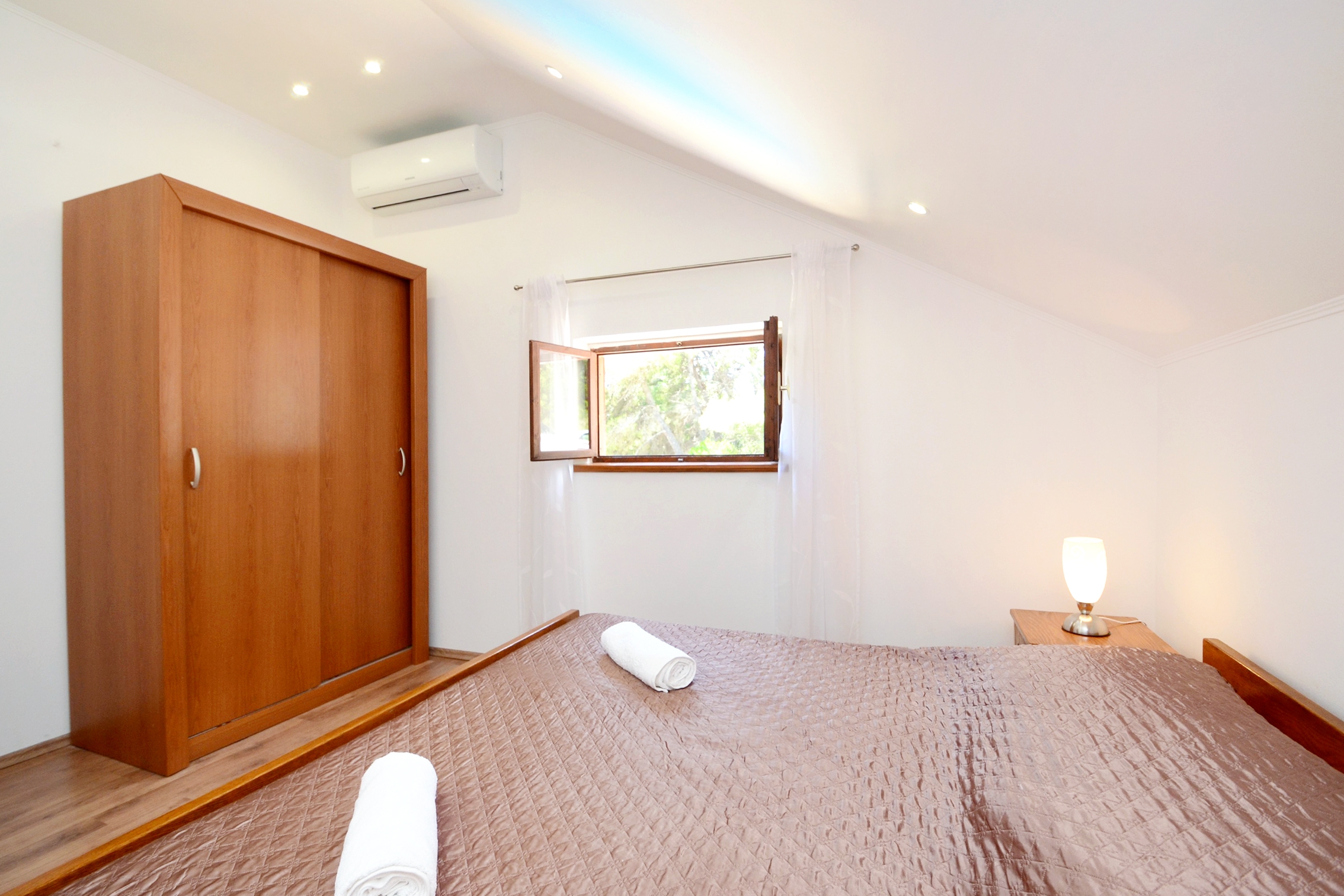 Comfortable and spacious house near beach Brna - Vinačac, Korčula  K