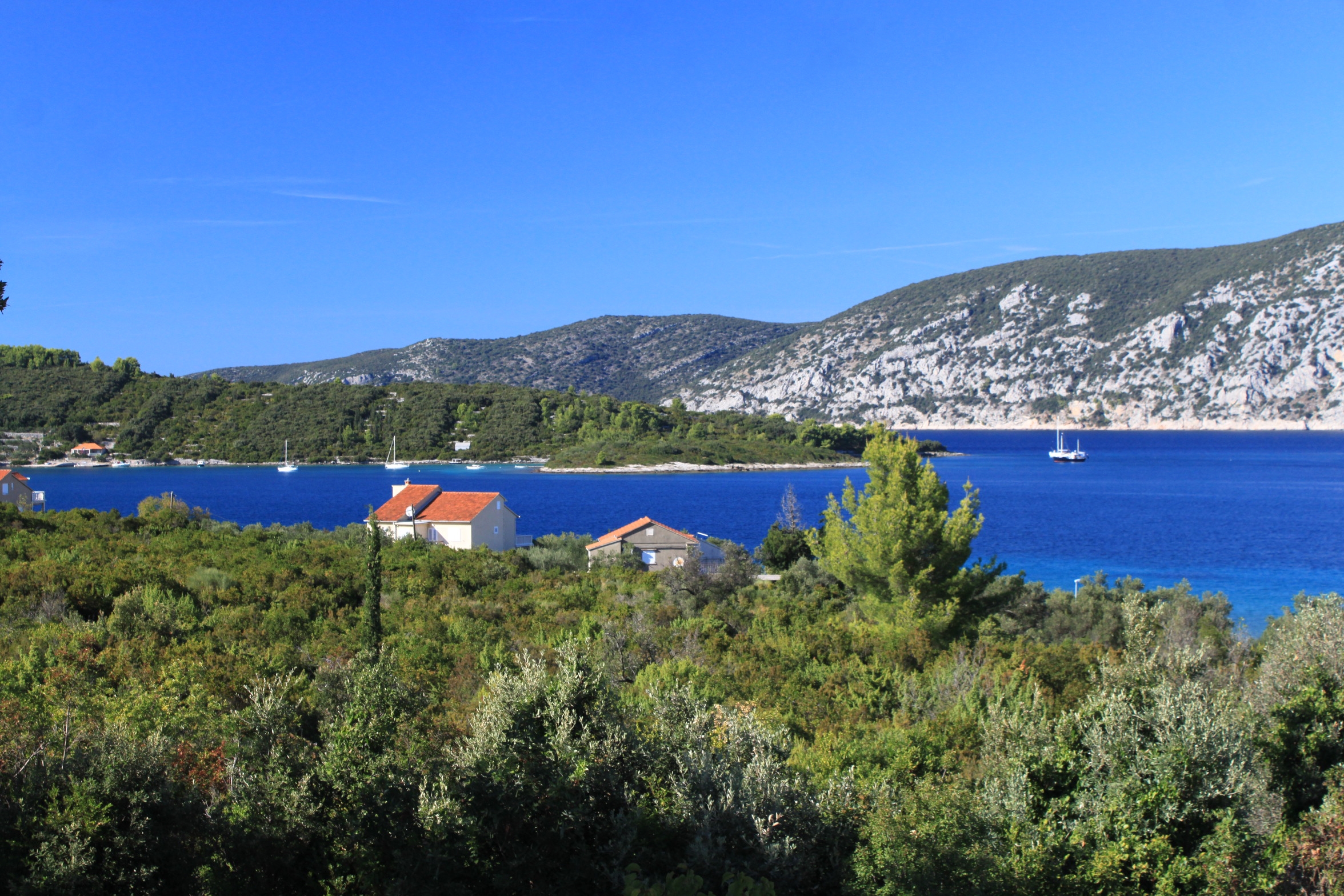 Three bedroom apartment with terrace and sea view Kneža, Korčula  A-a