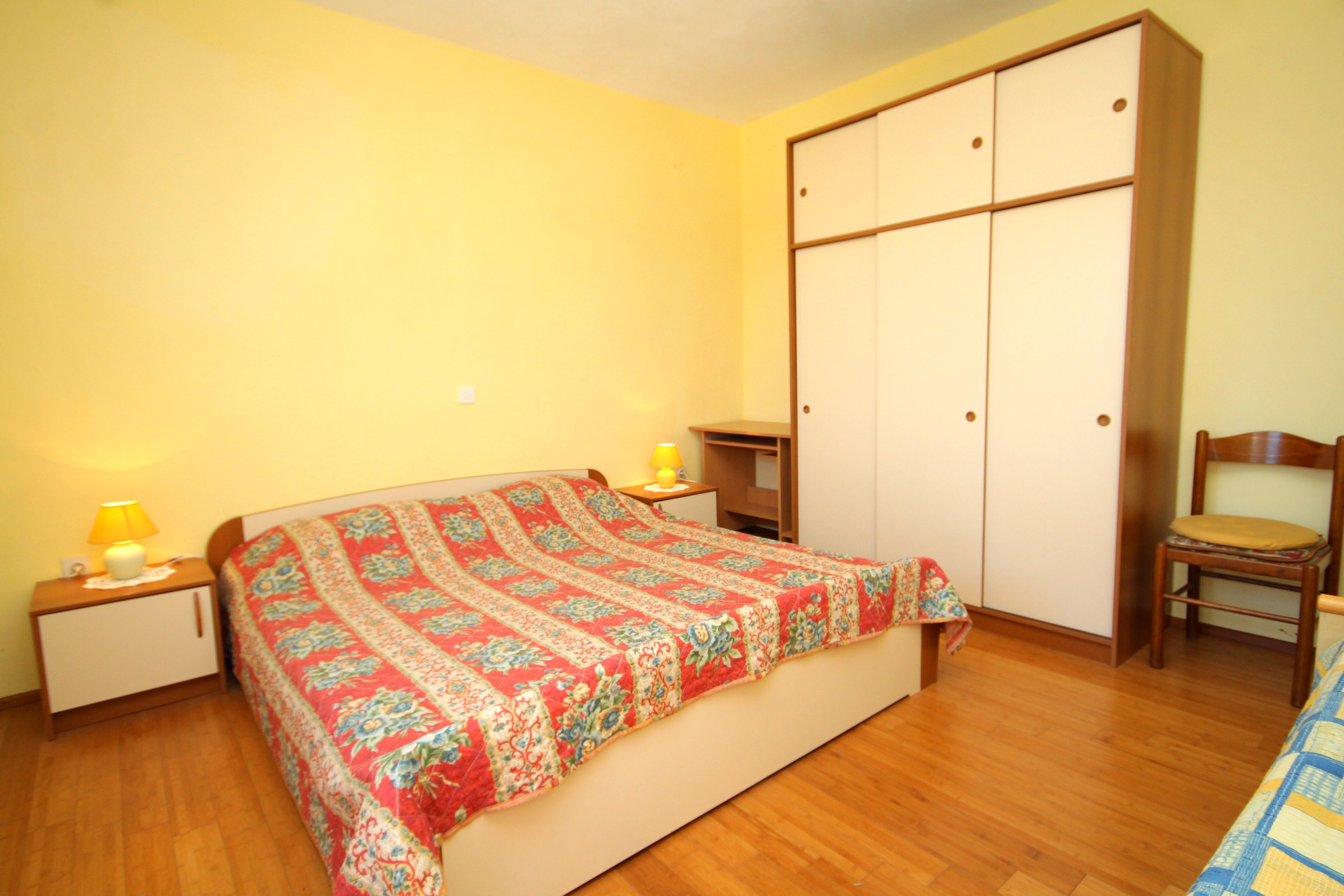 Three bedroom apartment with terrace and sea view Kneža, Korčula  A-a