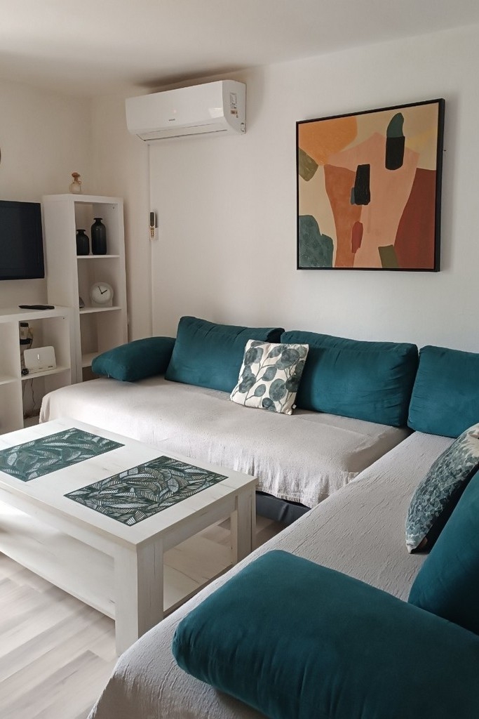 Four-bedroom apartment with terrace Vodice (A-927-a) Four-bedroom apartment with terrace Vodice (A-927-a)
