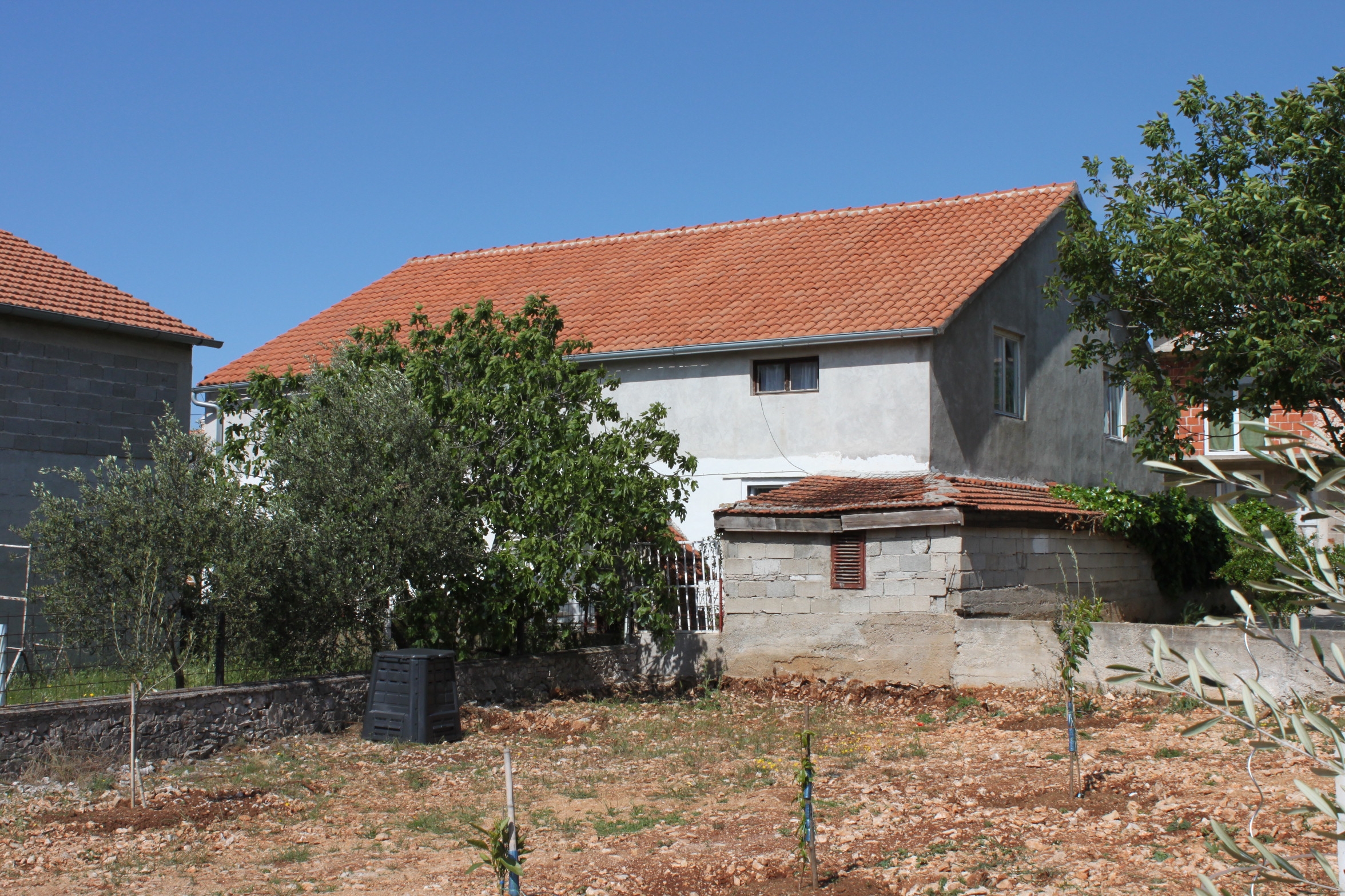 Four-bedroom apartment with terrace Vodice  A-a