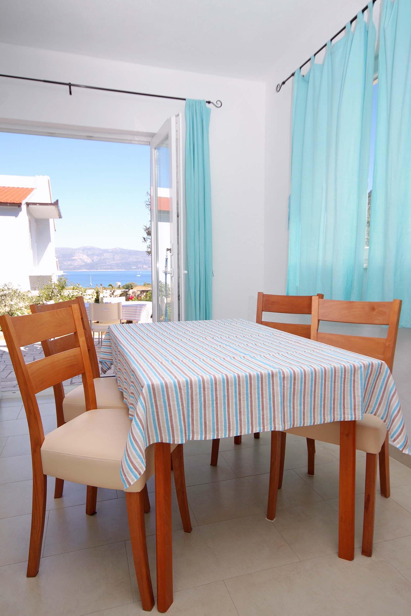One bedroom apartment with terrace and sea view Lumbarda, Korčula (A-9271-c) One bedroom apartment with terrace and sea view Lumbarda, Korčula (A-9271-c)