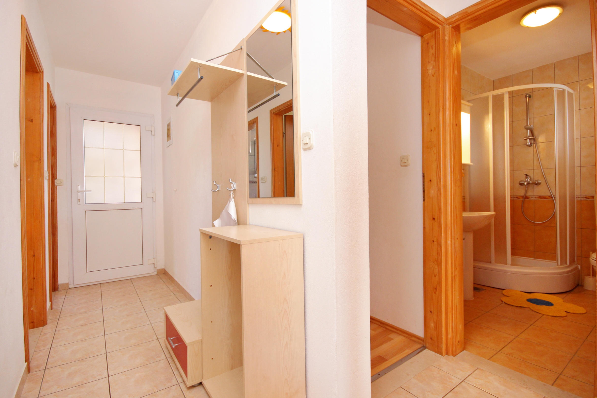 Three bedroom apartment near beach Cove Gradina, Korčula  A-a