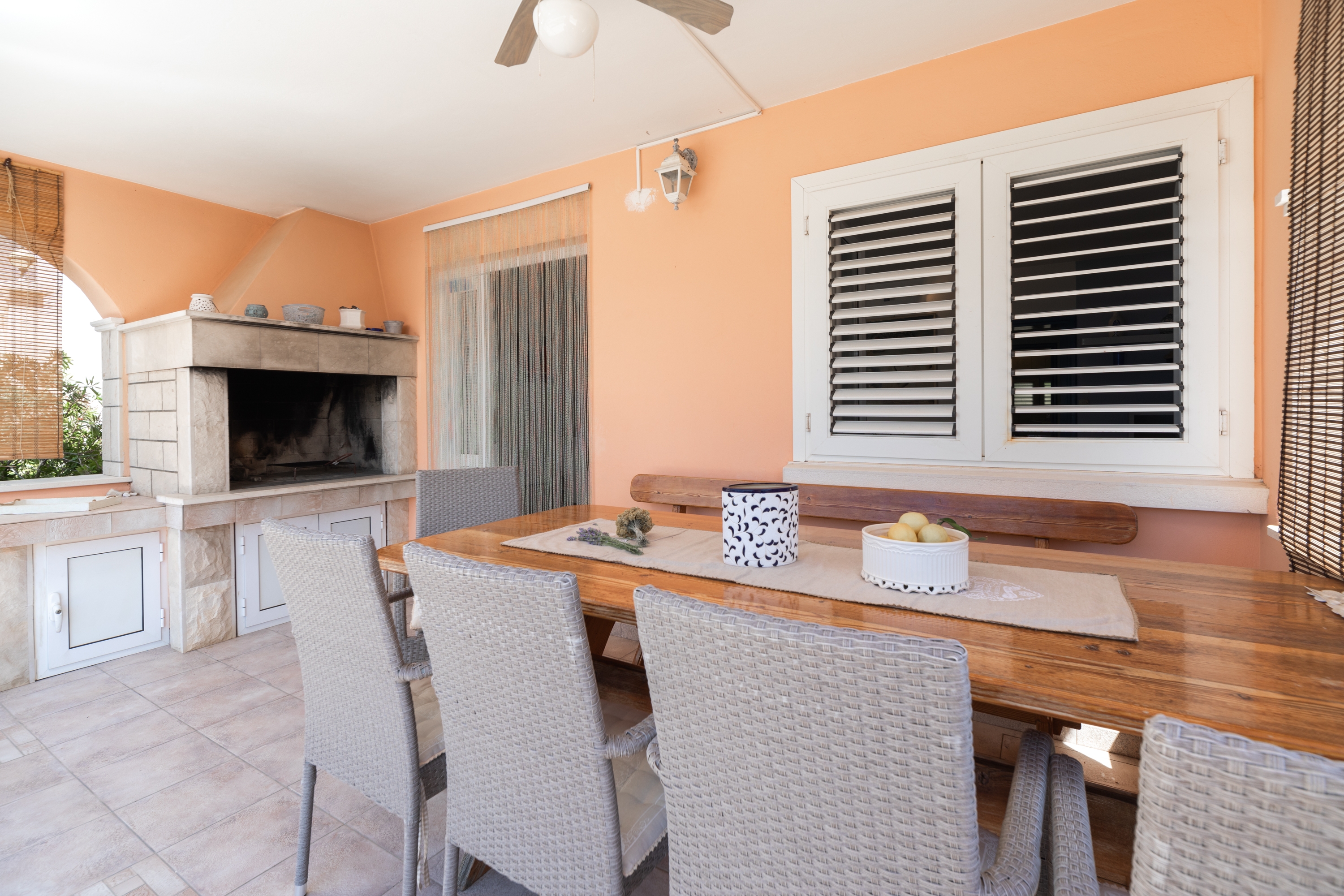 One bedroom apartment near beach Cove Gradina, Korčula  A-b