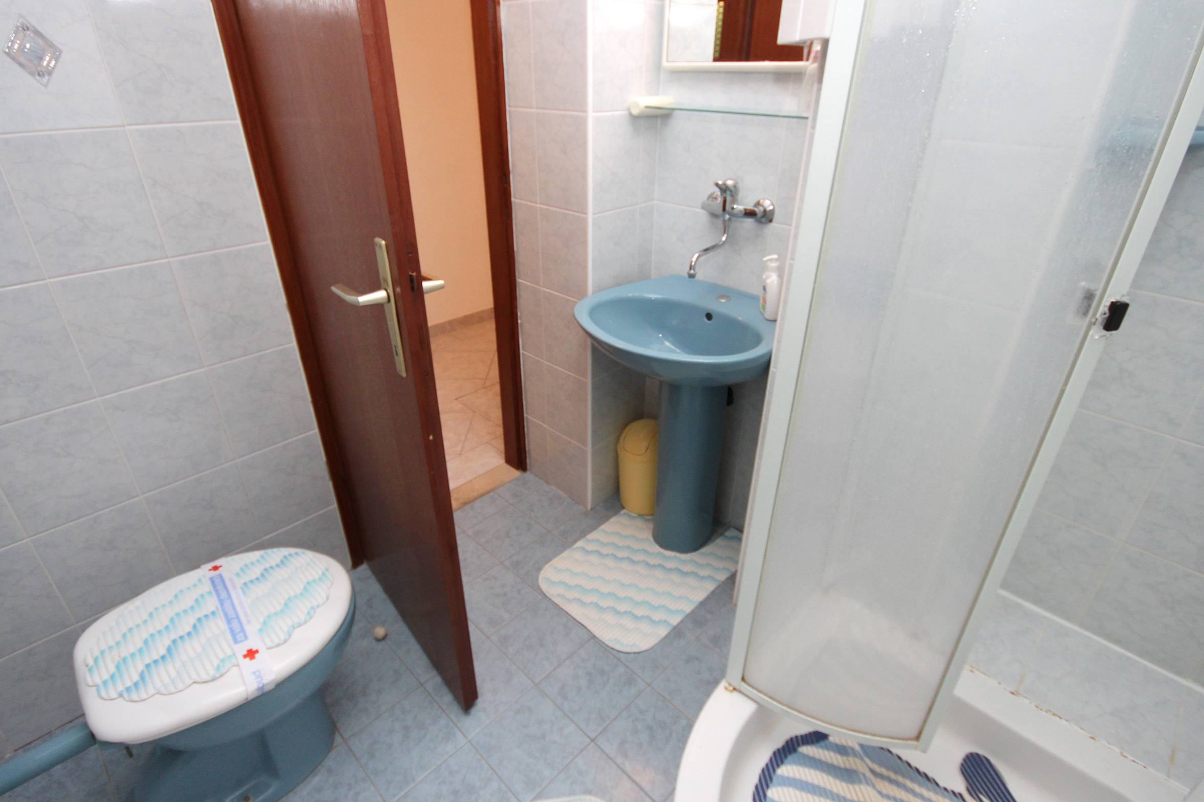 One bedroom apartment near beach Prižba, Korčula  A-b