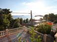 Terrasse - Ausblick Prižba, Terrasse - Ausblick in folgender Unterkunftsart studio-apartment, Haustiere erlaubt und WiFi.