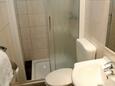 Vodice, Bathroom 2 in the apartment, (pet friendly) and WiFi.