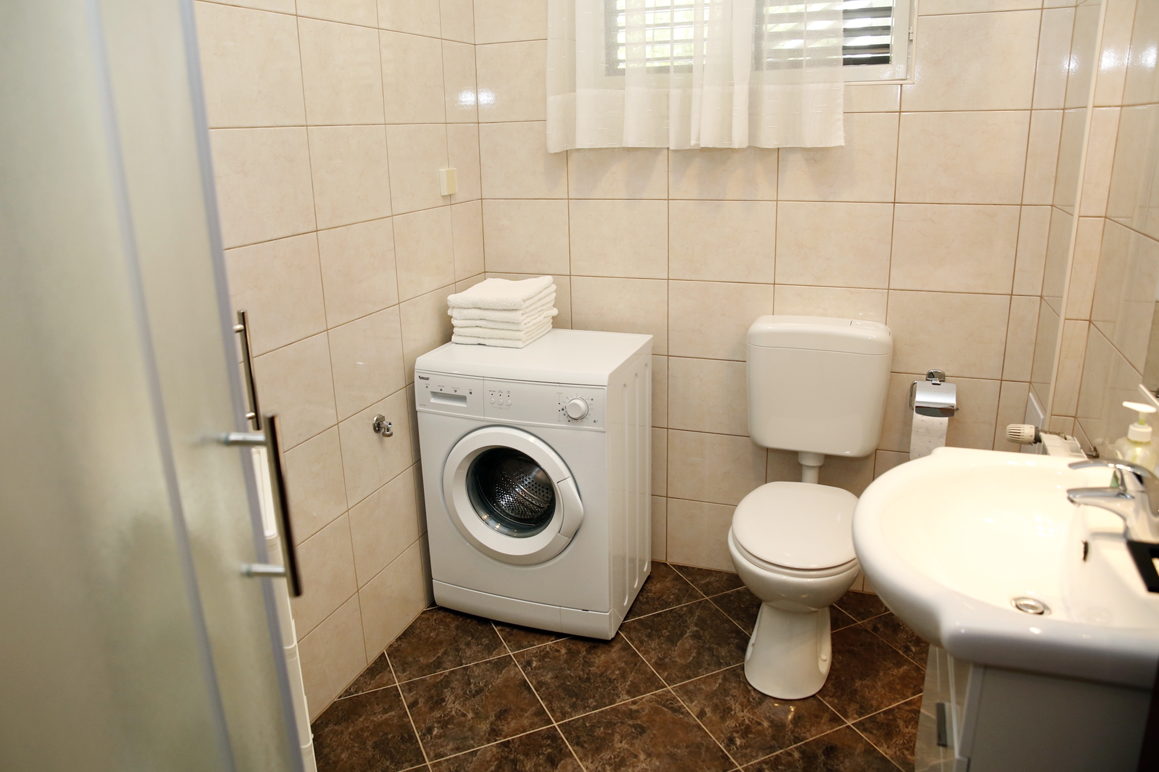 Dvosobni apartman s terasom Vodice  A-a