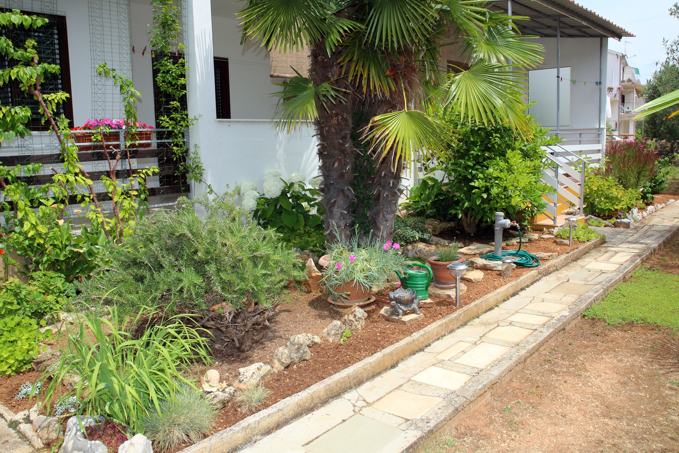 Jednosobni apartman s terasom Vodice  A-b